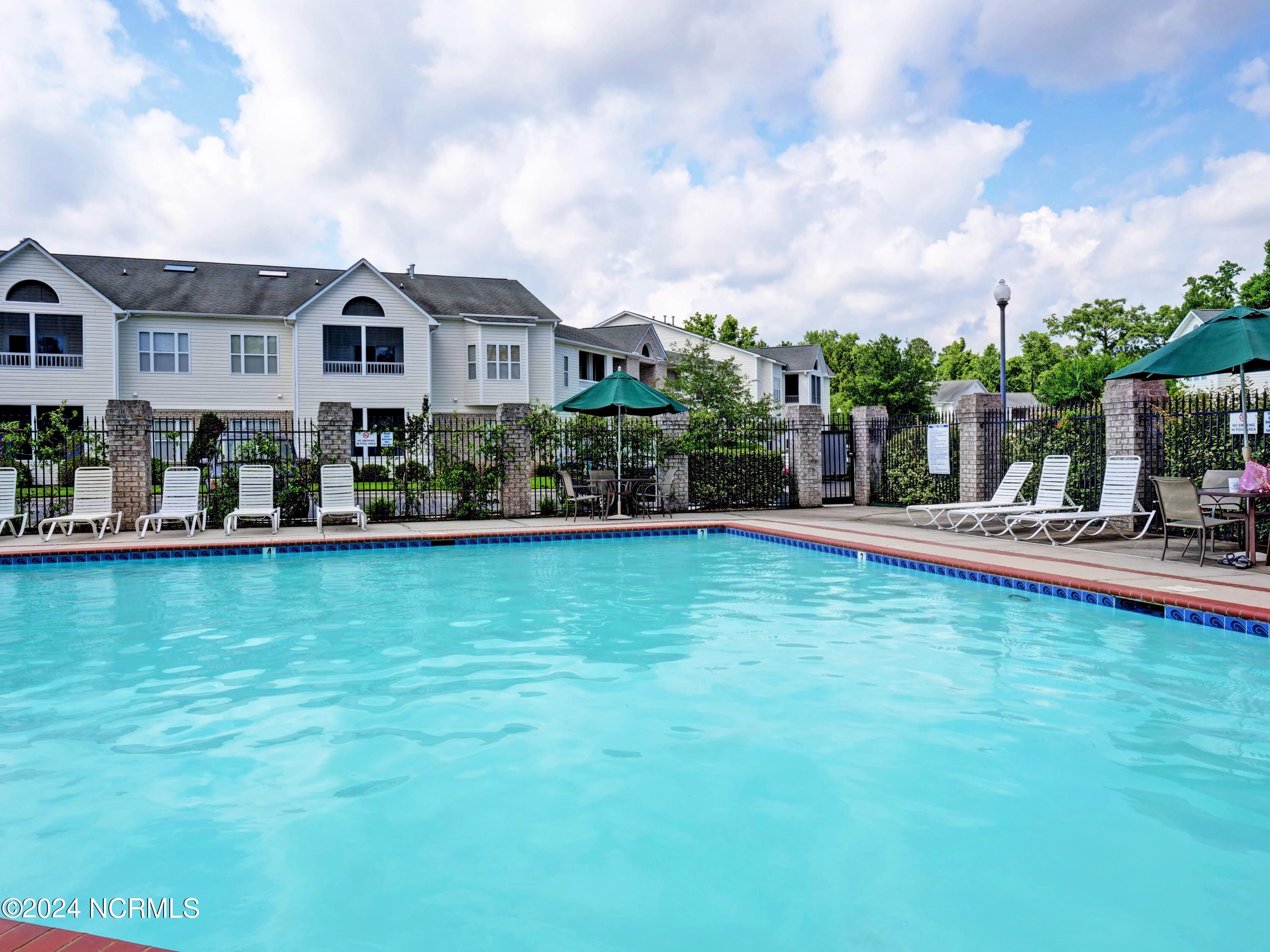 3901 River Front Place, Unit 202