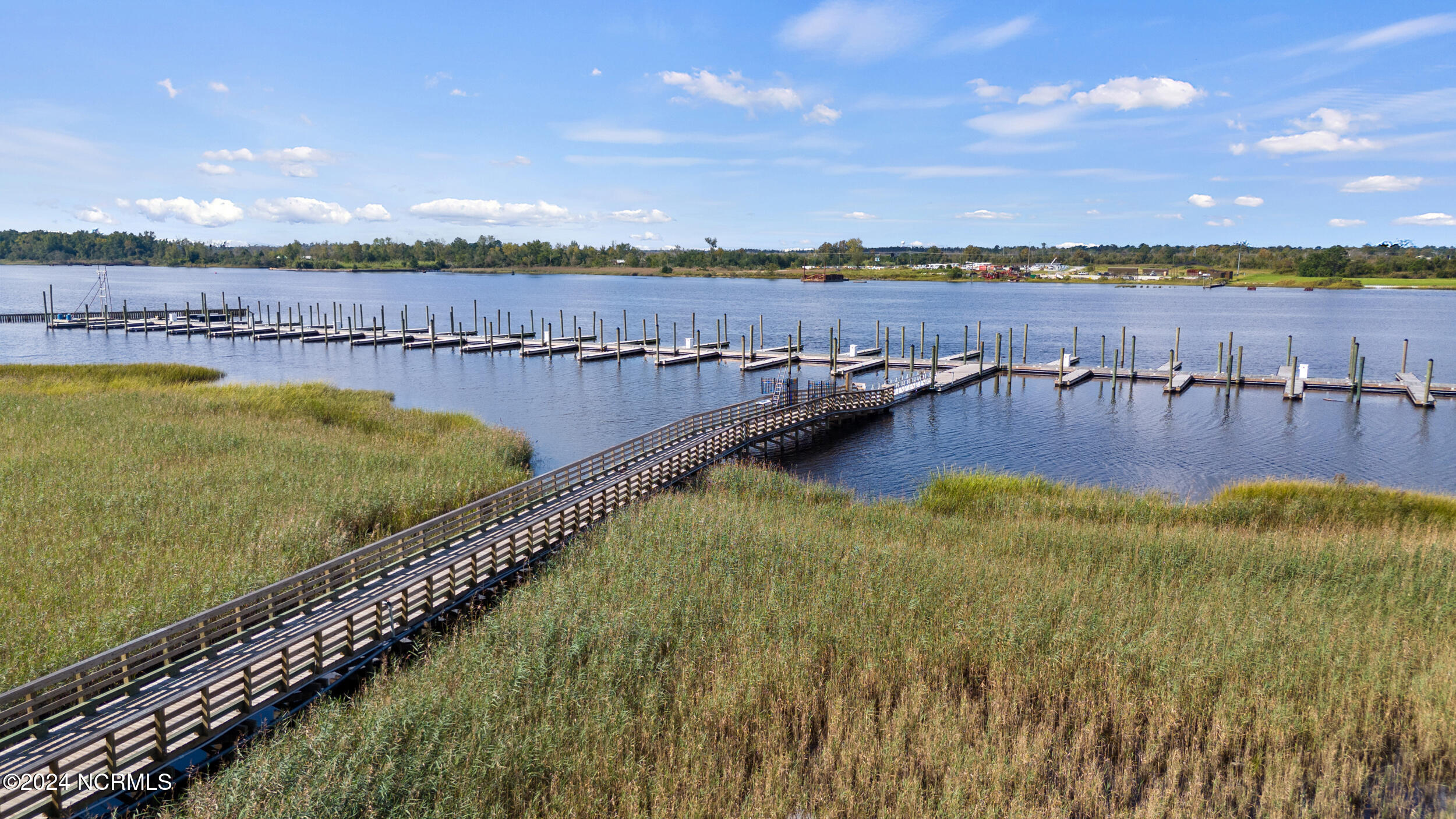 1547 Riverview Terrace