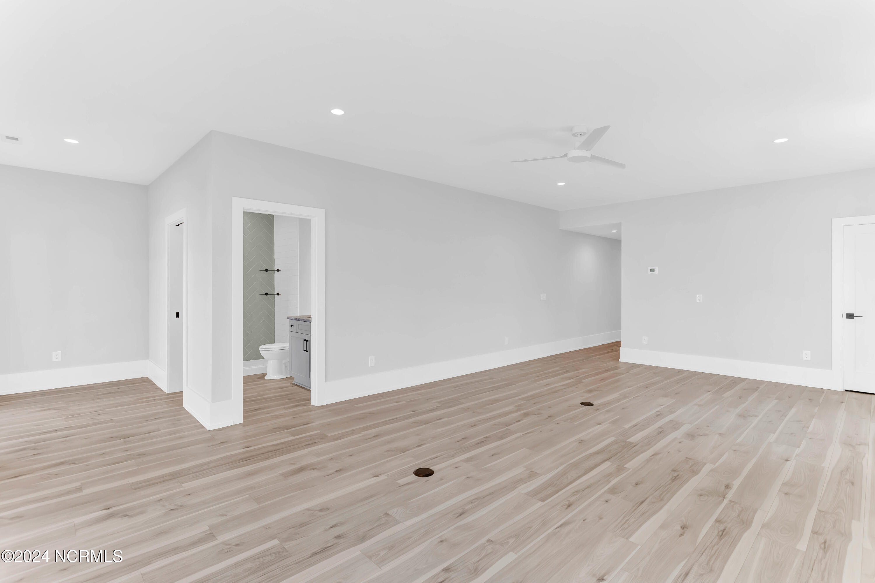 1547 Riverview Terrace