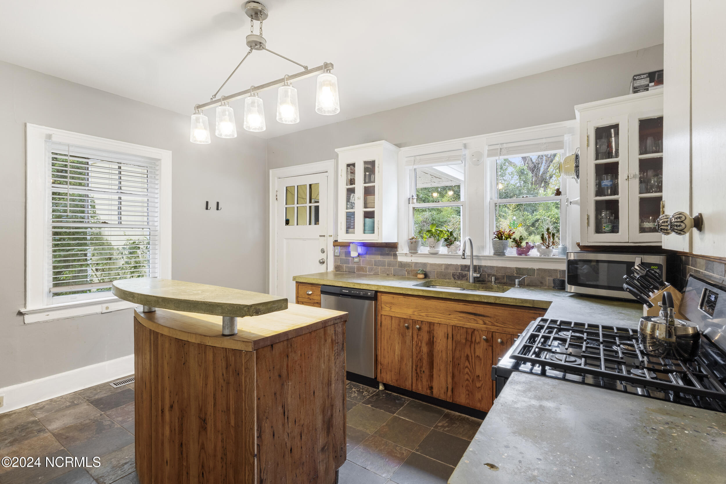 4114 Wrightsville Avenue