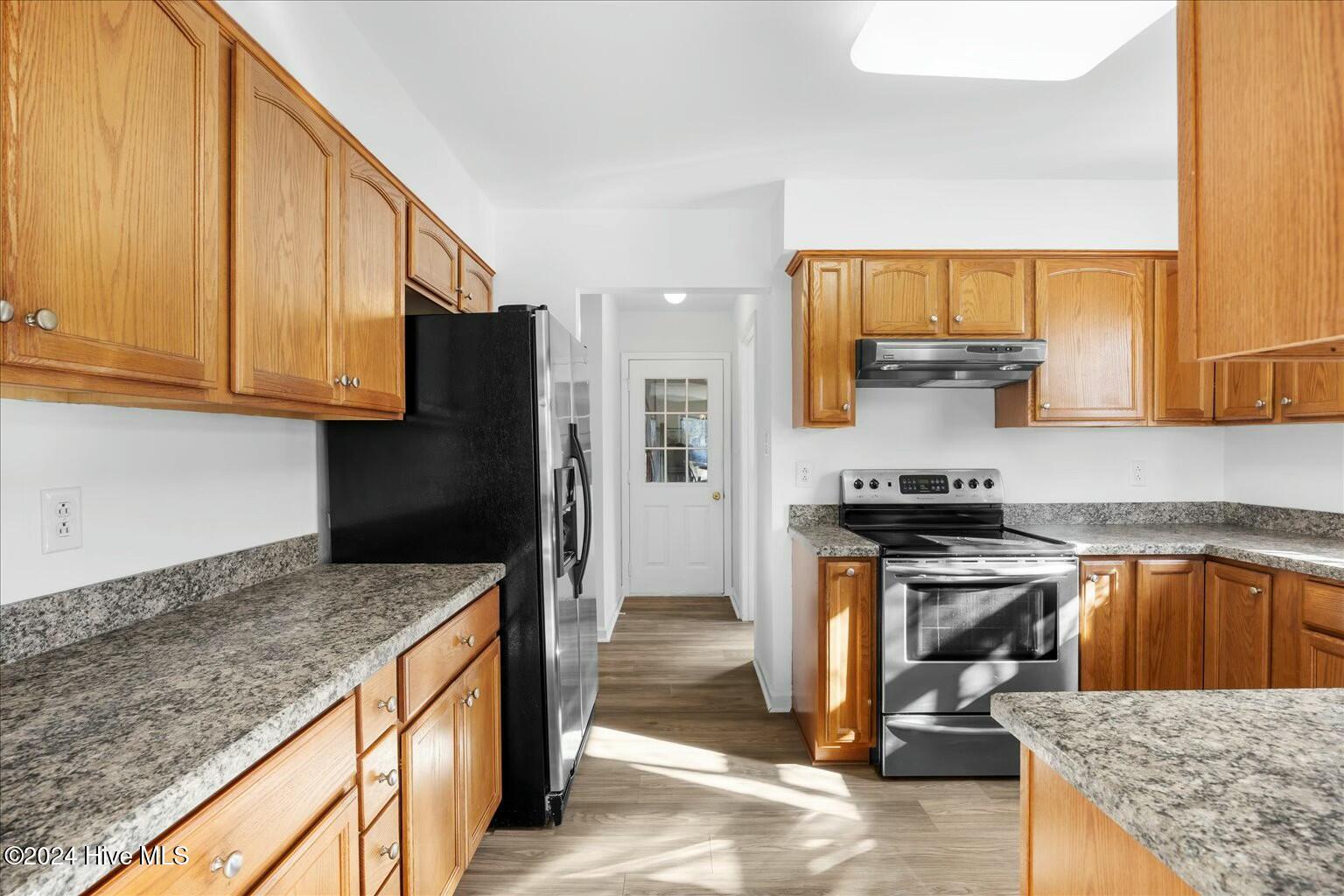 6124 Castleton Court