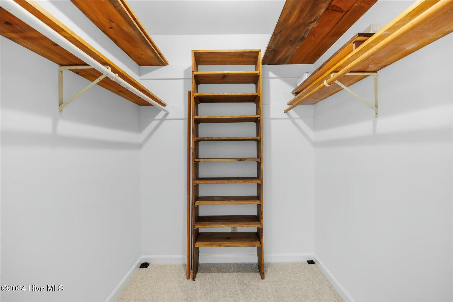 6124 Castleton Court