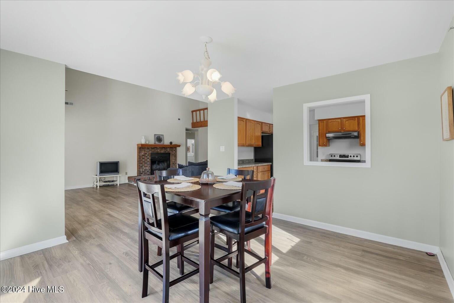 6124 Castleton Court