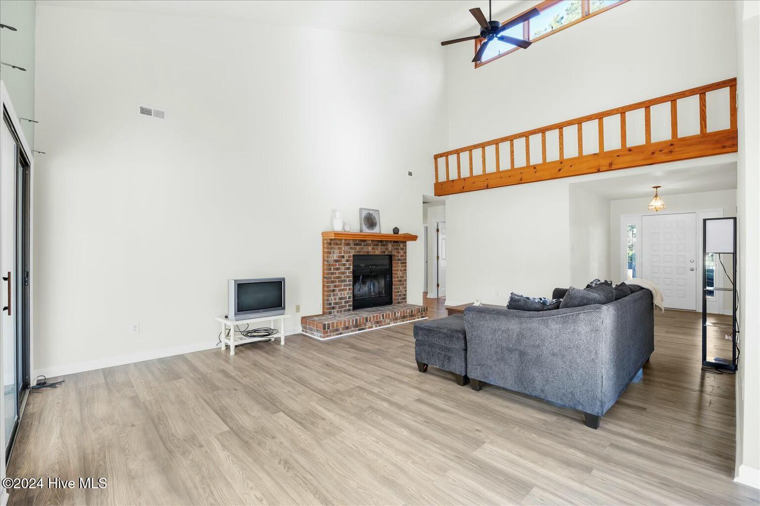 6124 Castleton Court