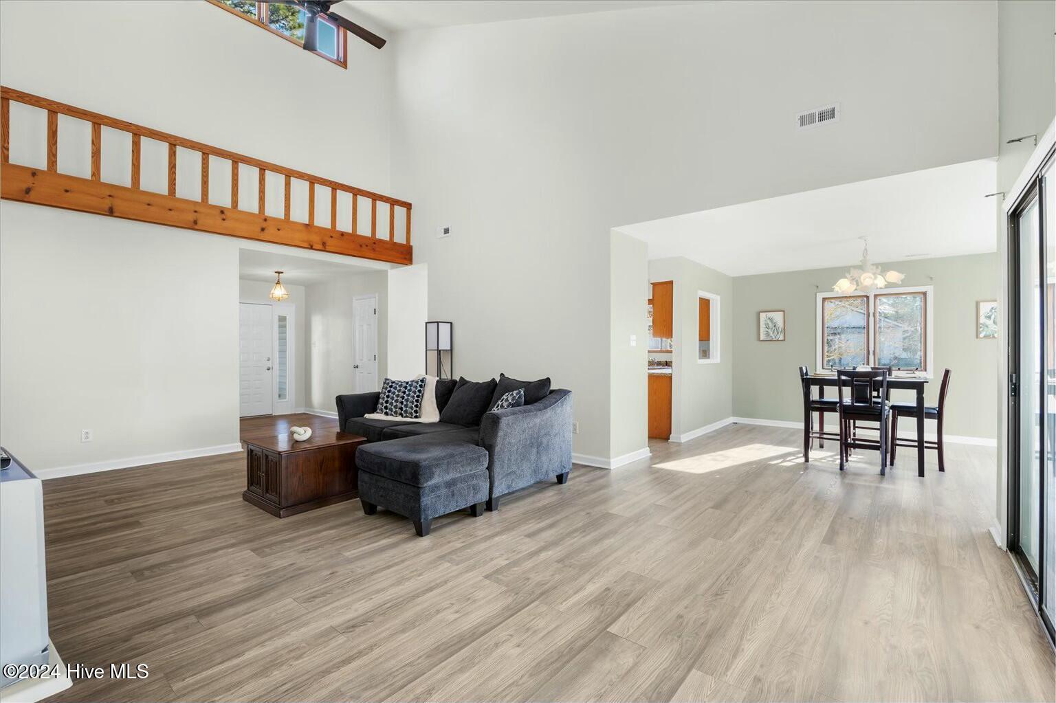 6124 Castleton Court