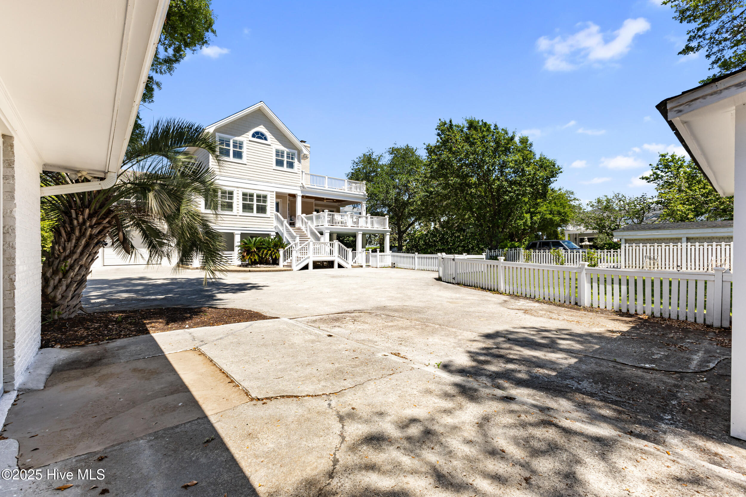 6576 Towles Road