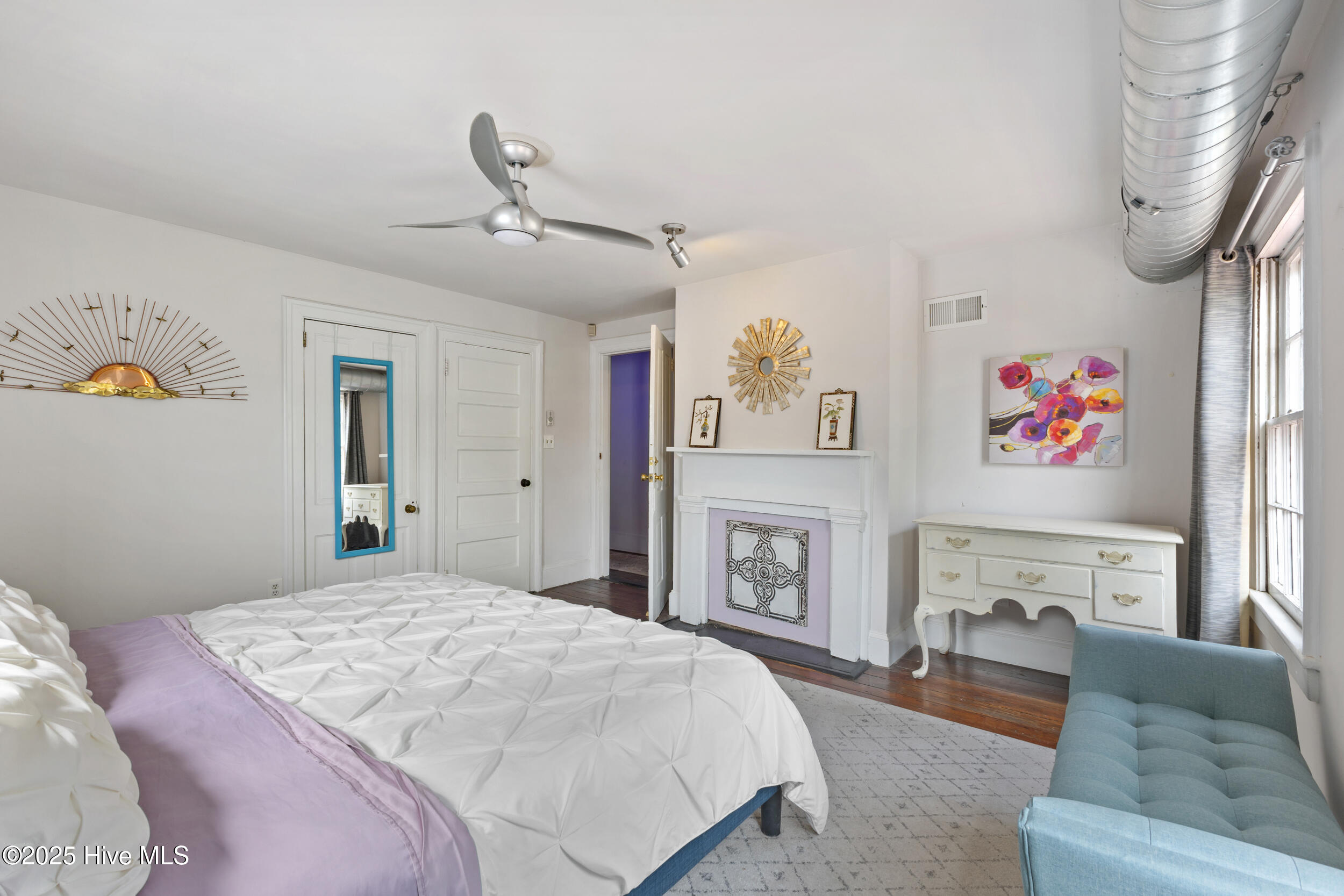 418 S 4th Street