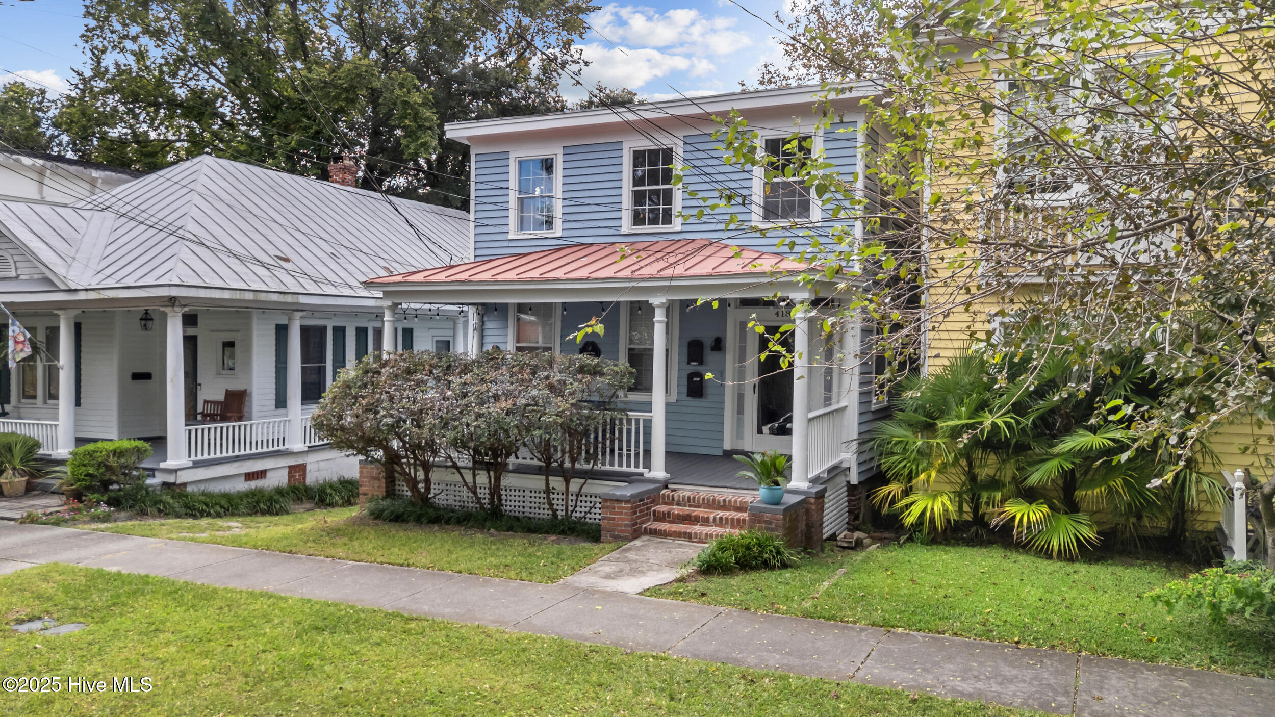 418 S 4th Street
