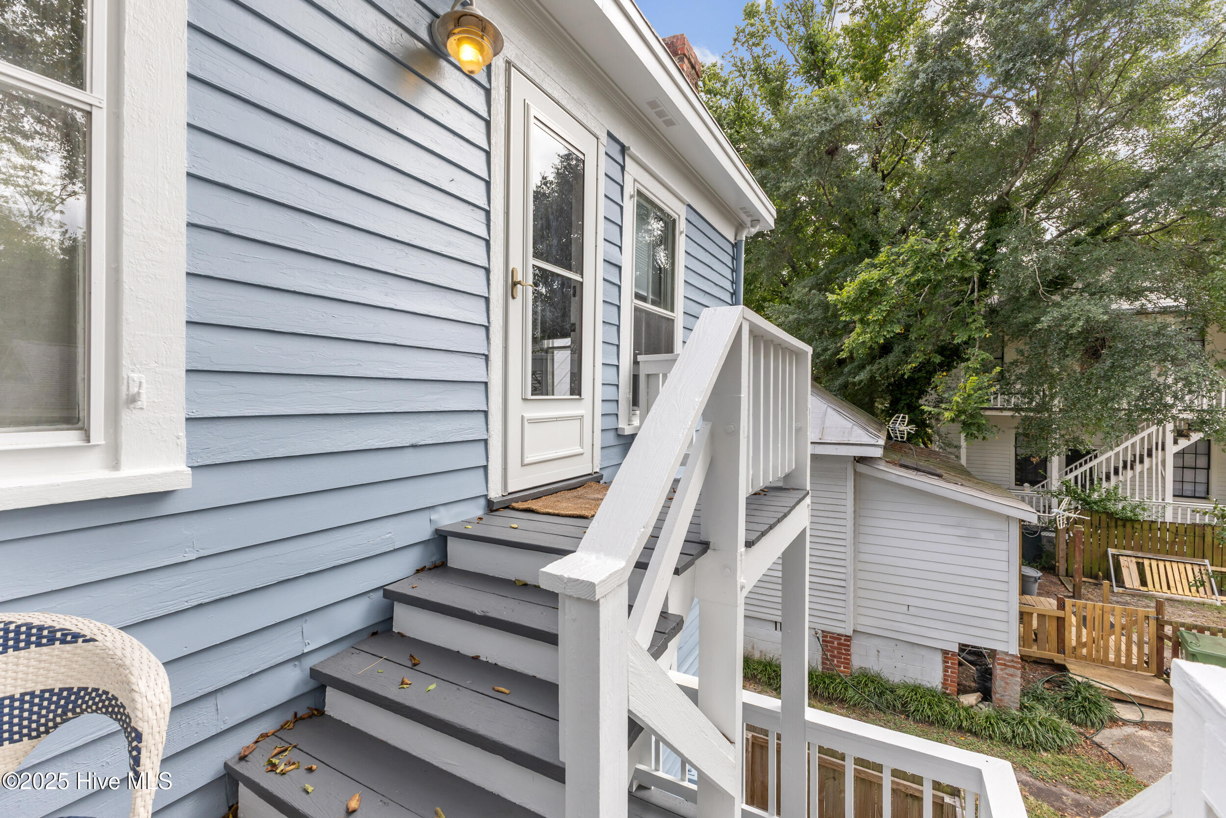 418 S 4th Street