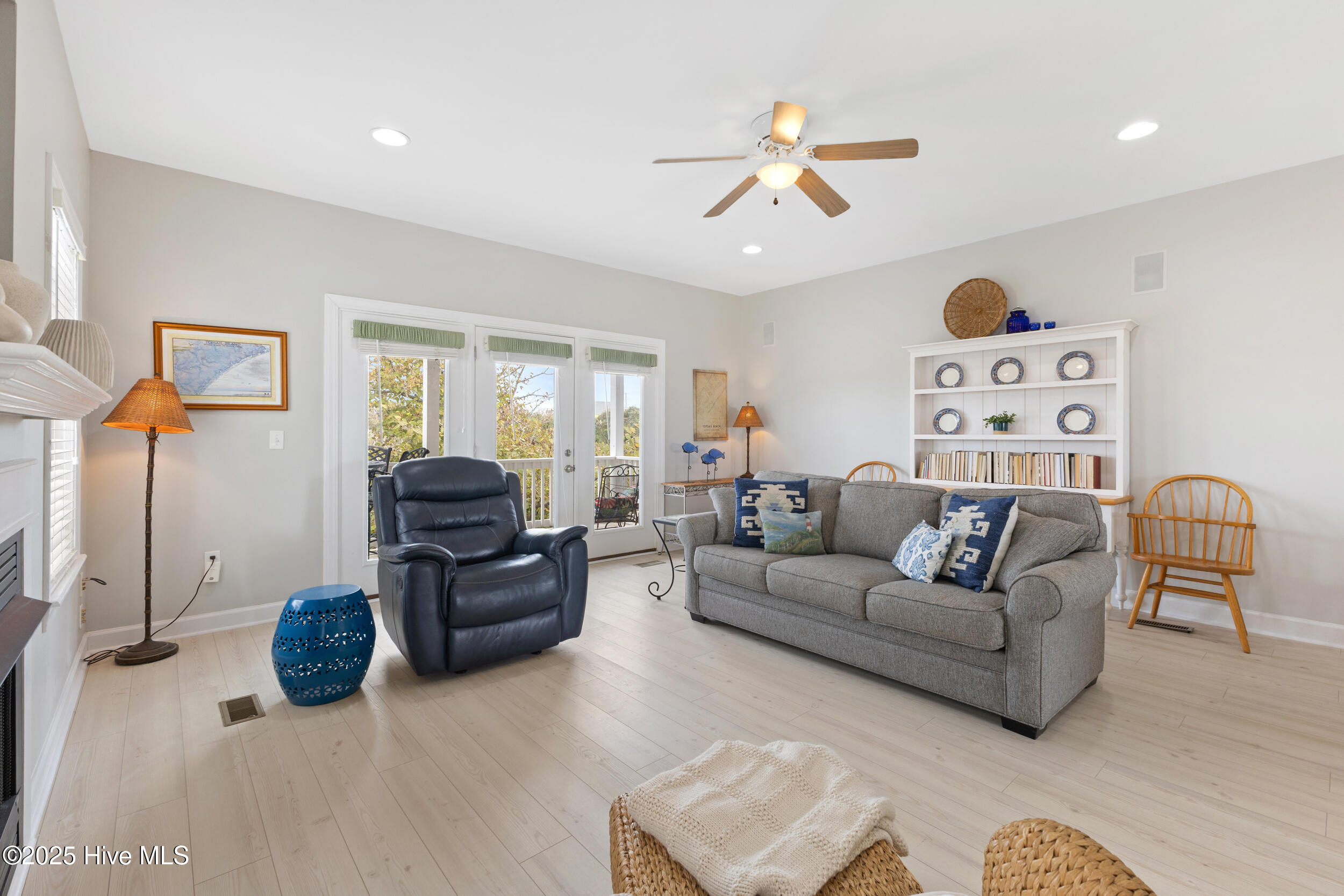 114 Sea Oaks Court