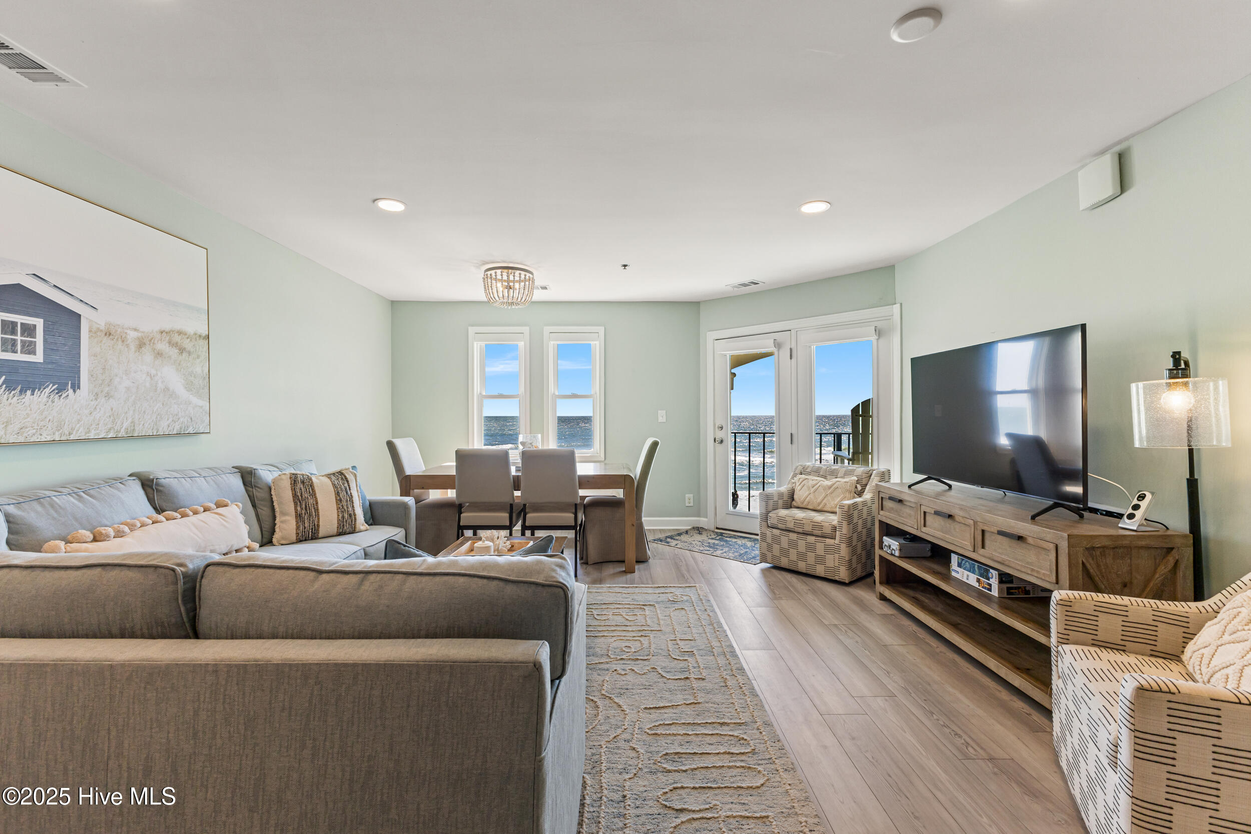 790 New River Inlet Road, 215b