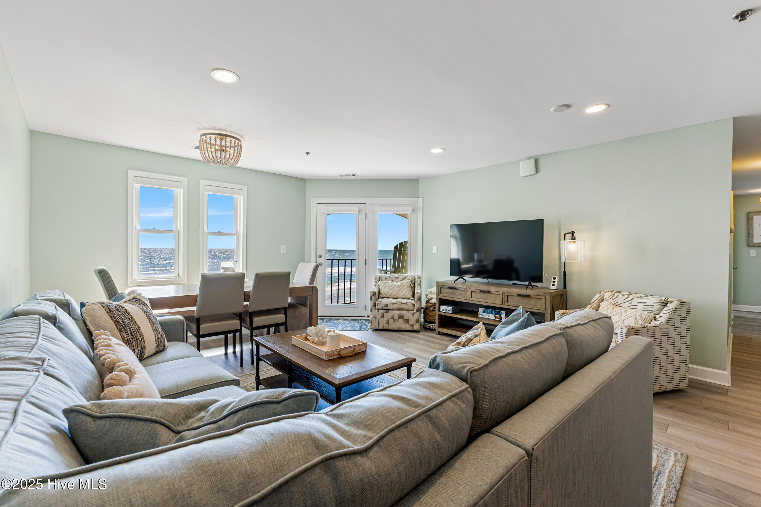 790 New River Inlet Road, 215b