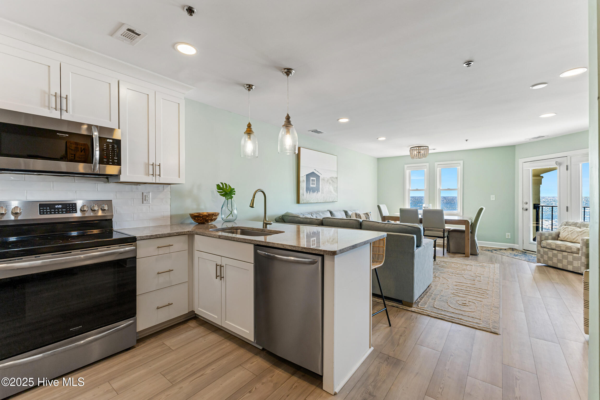 790 New River Inlet Road, 215b