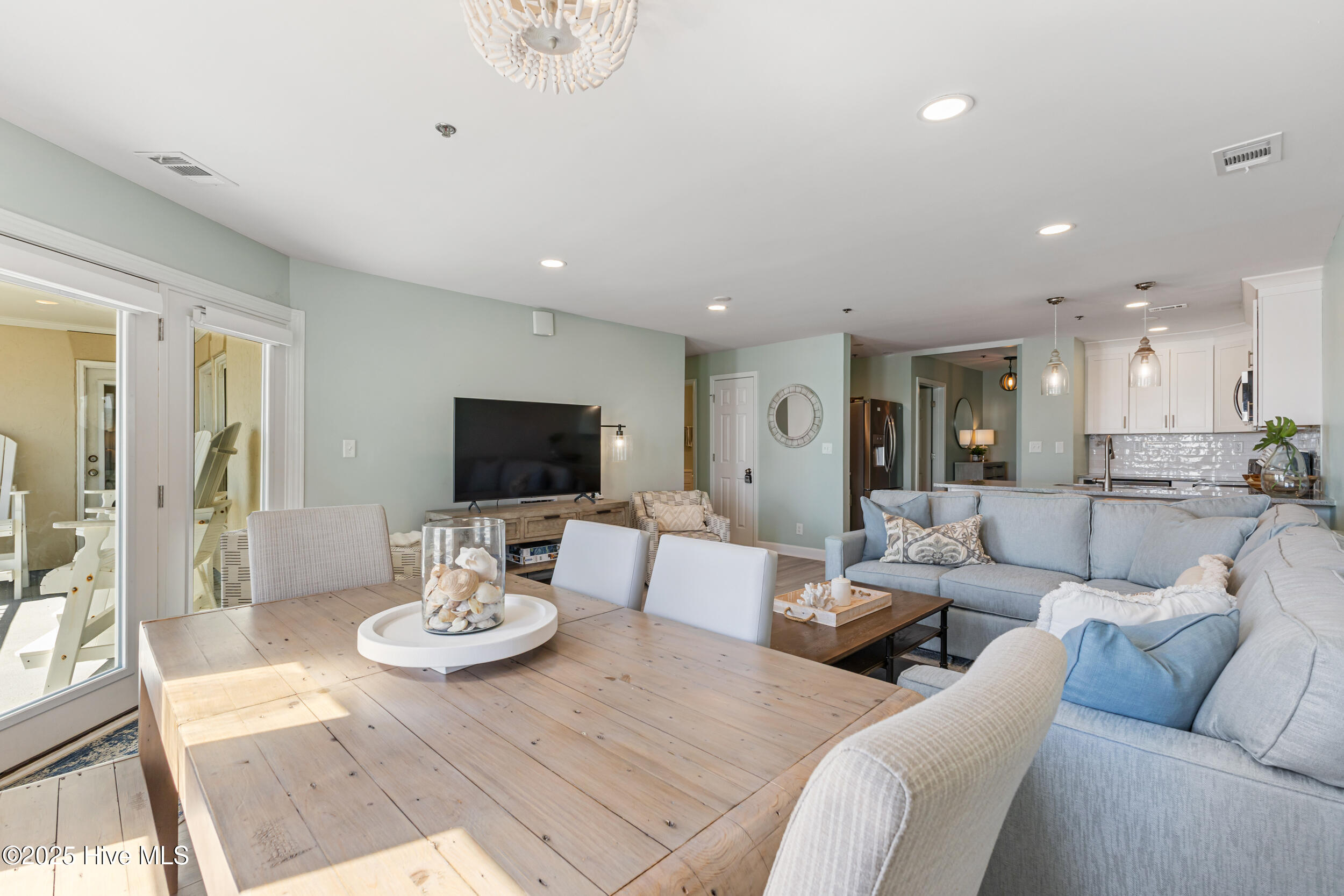 790 New River Inlet Road, 215b