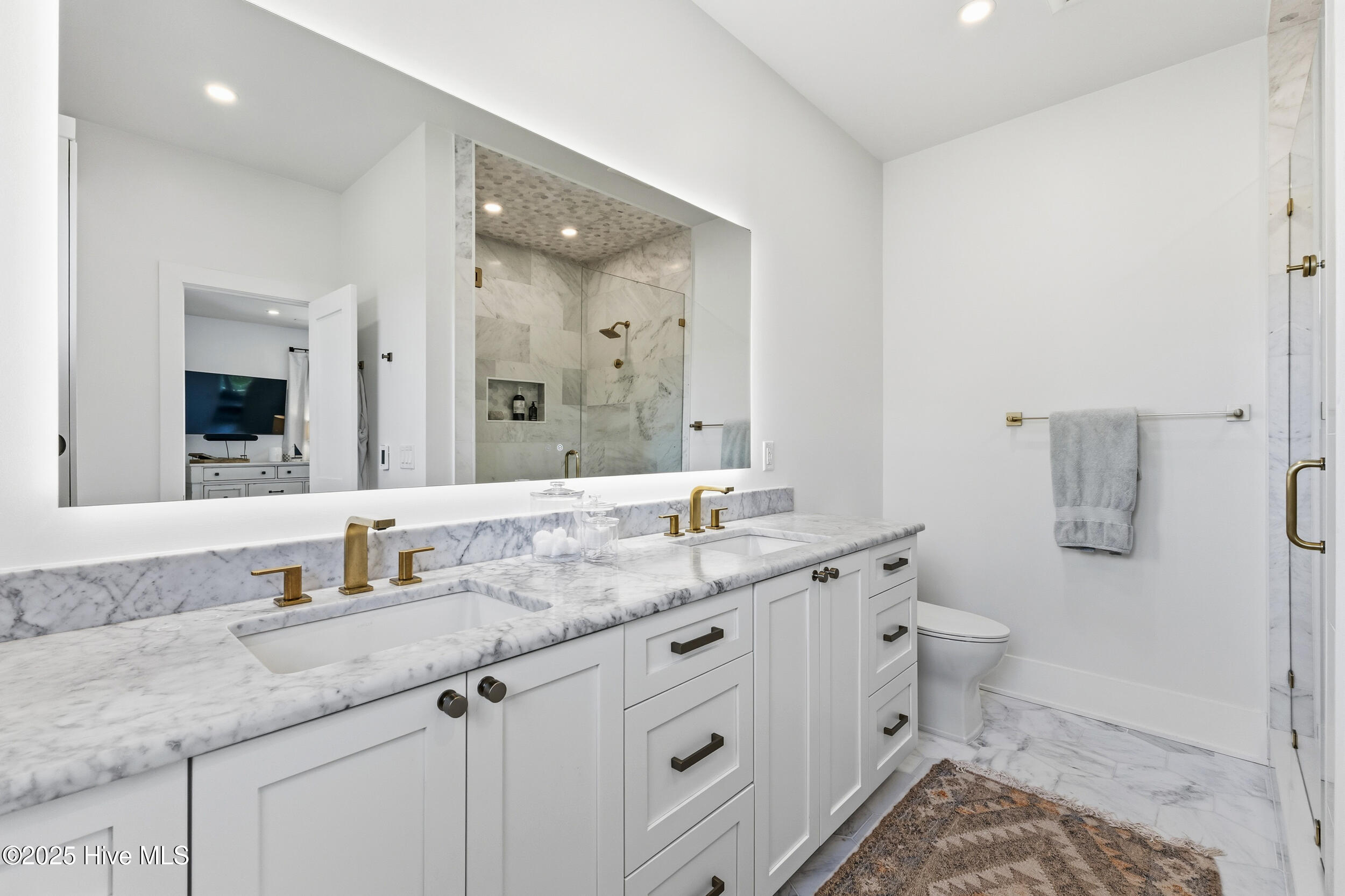 808 Inlet View Drive