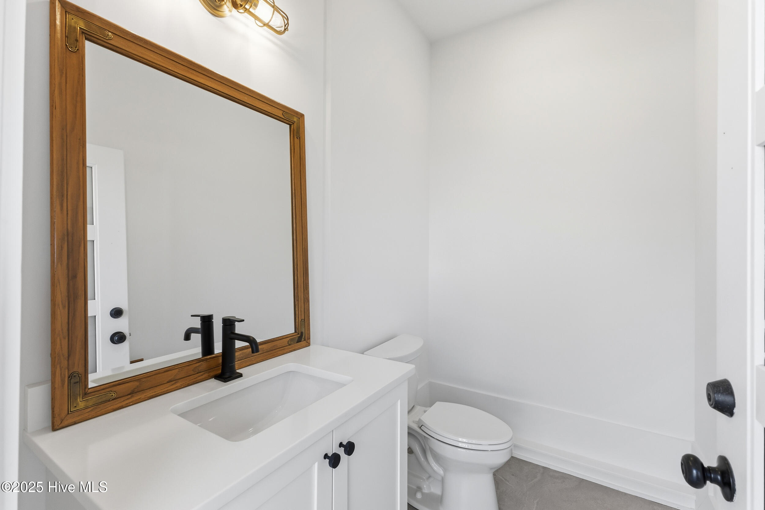 808 Inlet View Drive