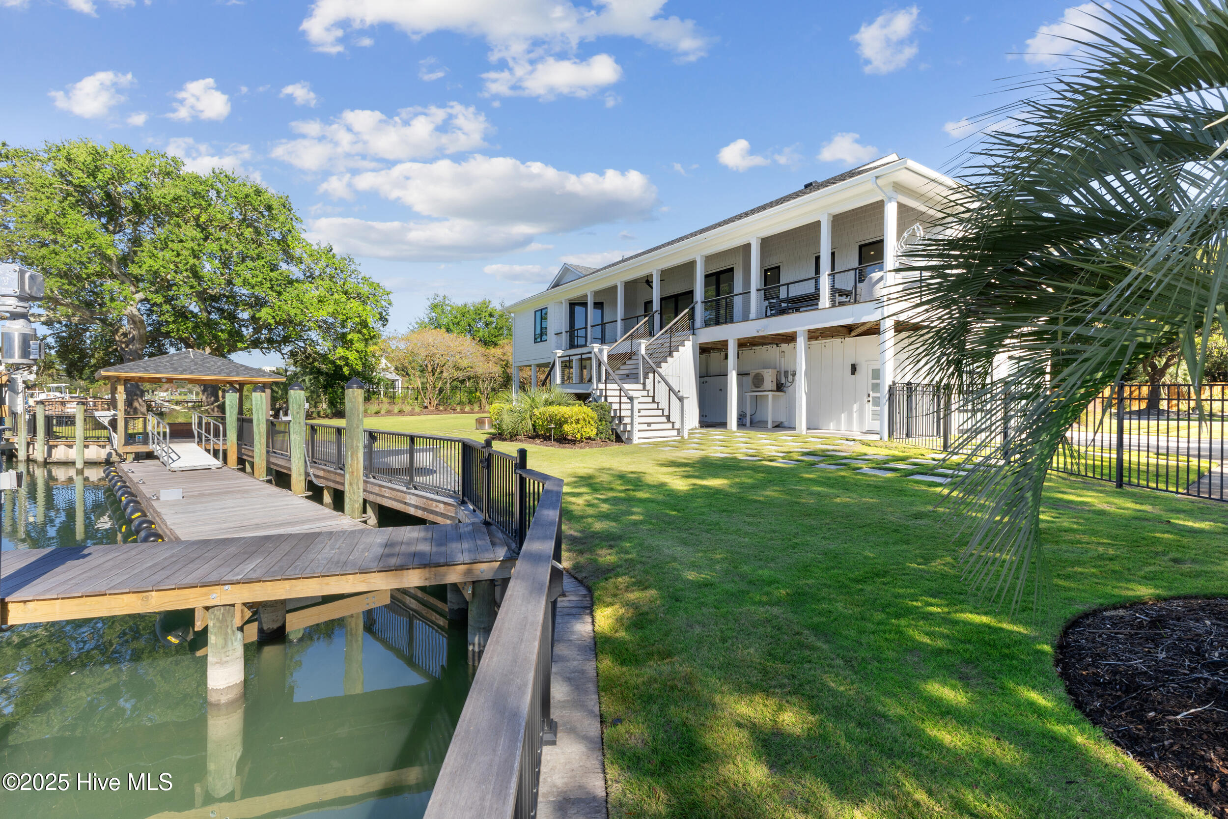 808 Inlet View Drive