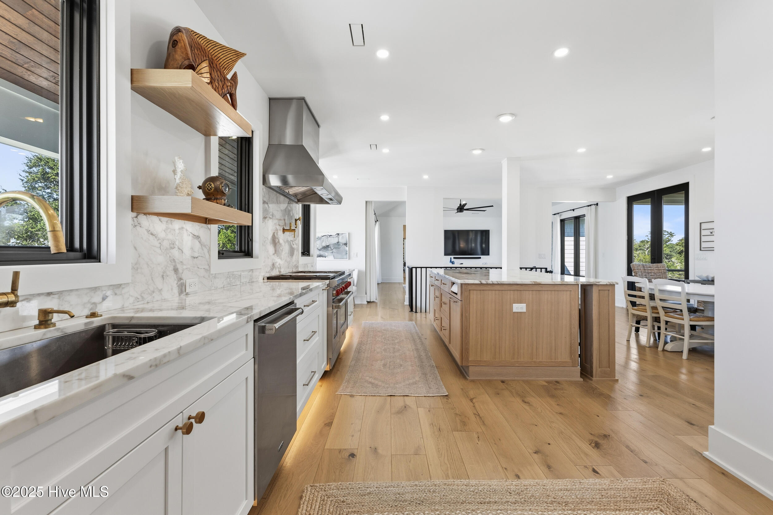 808 Inlet View Drive