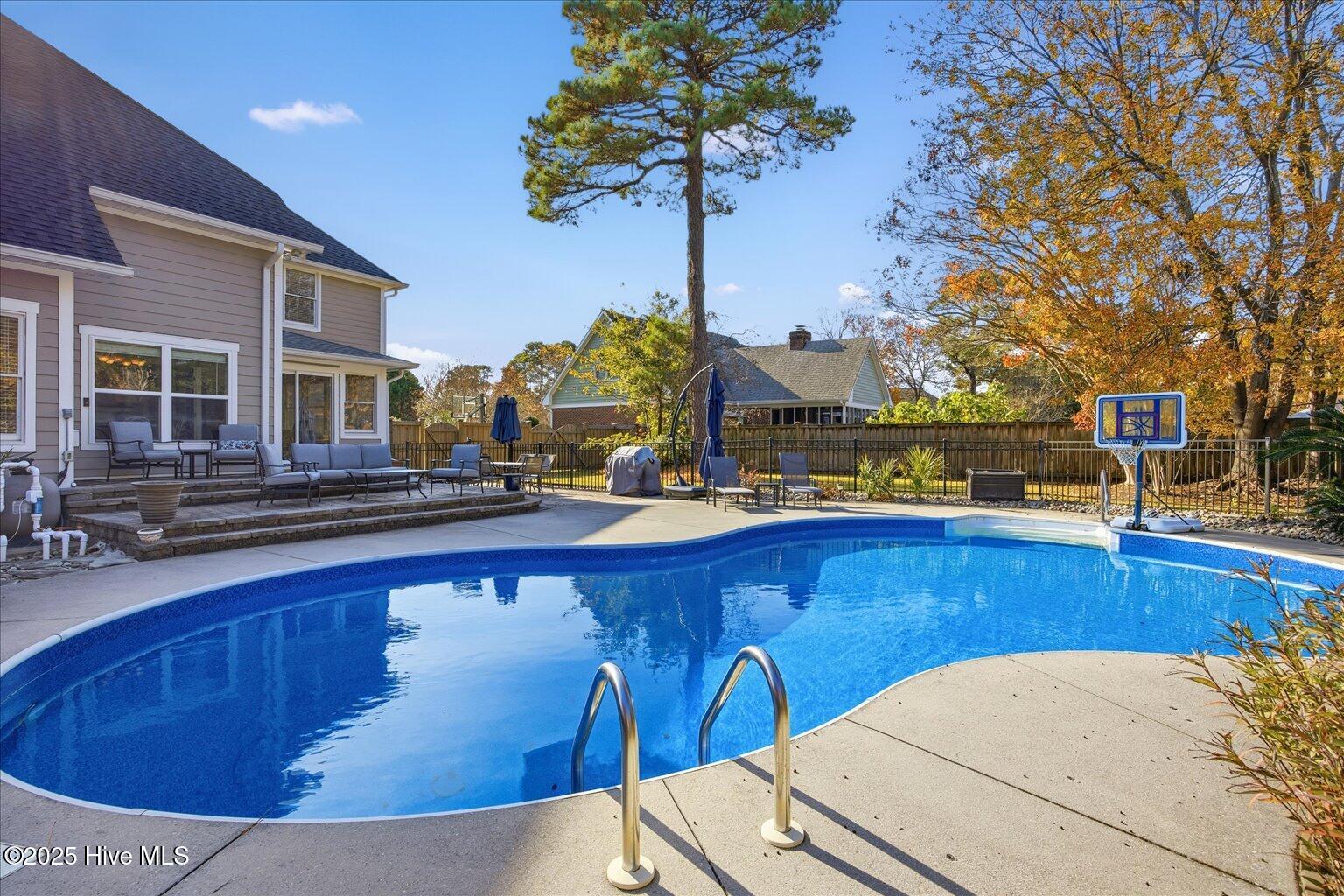 4819 Drummond Drive