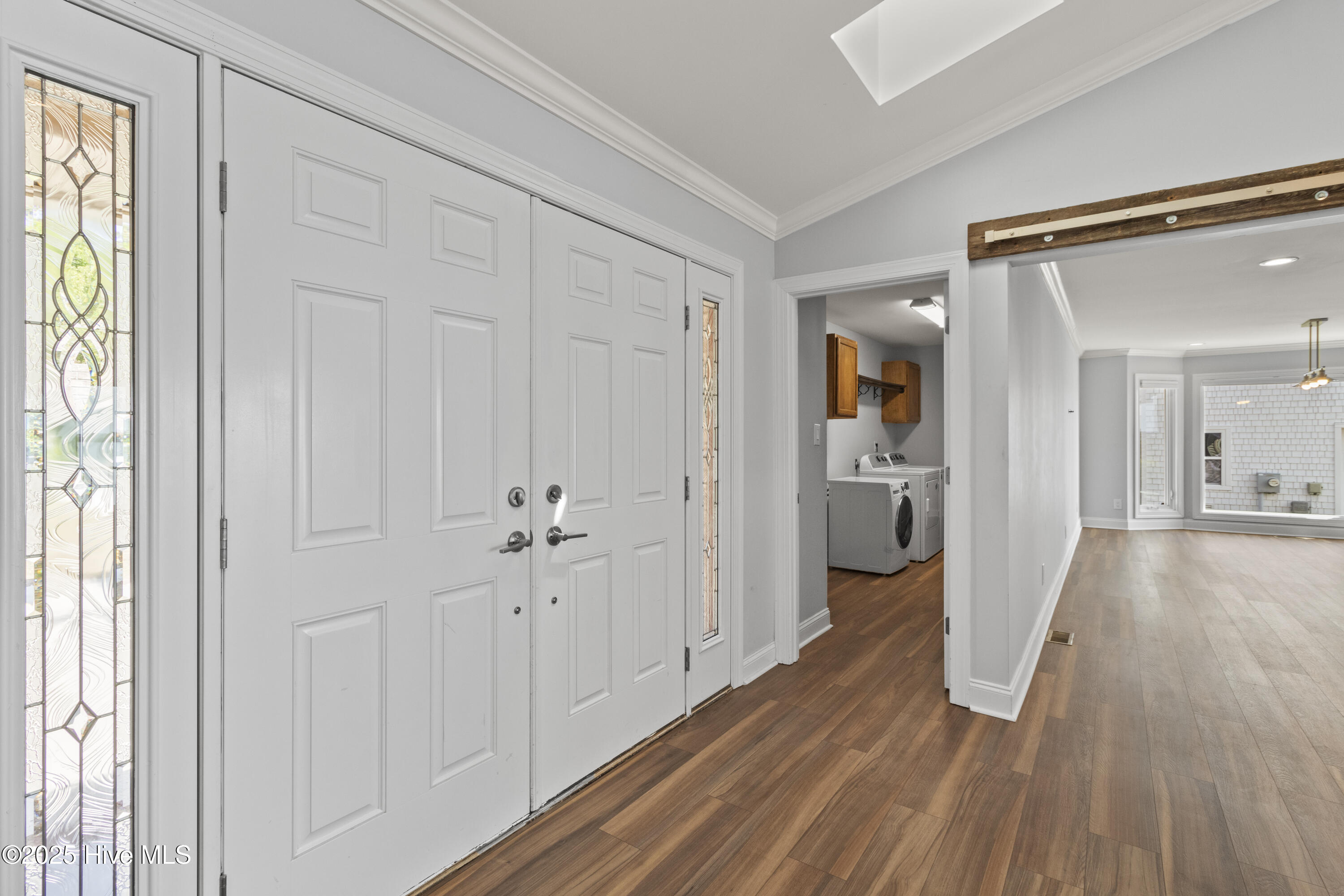 995 Chadwick Shores Drive