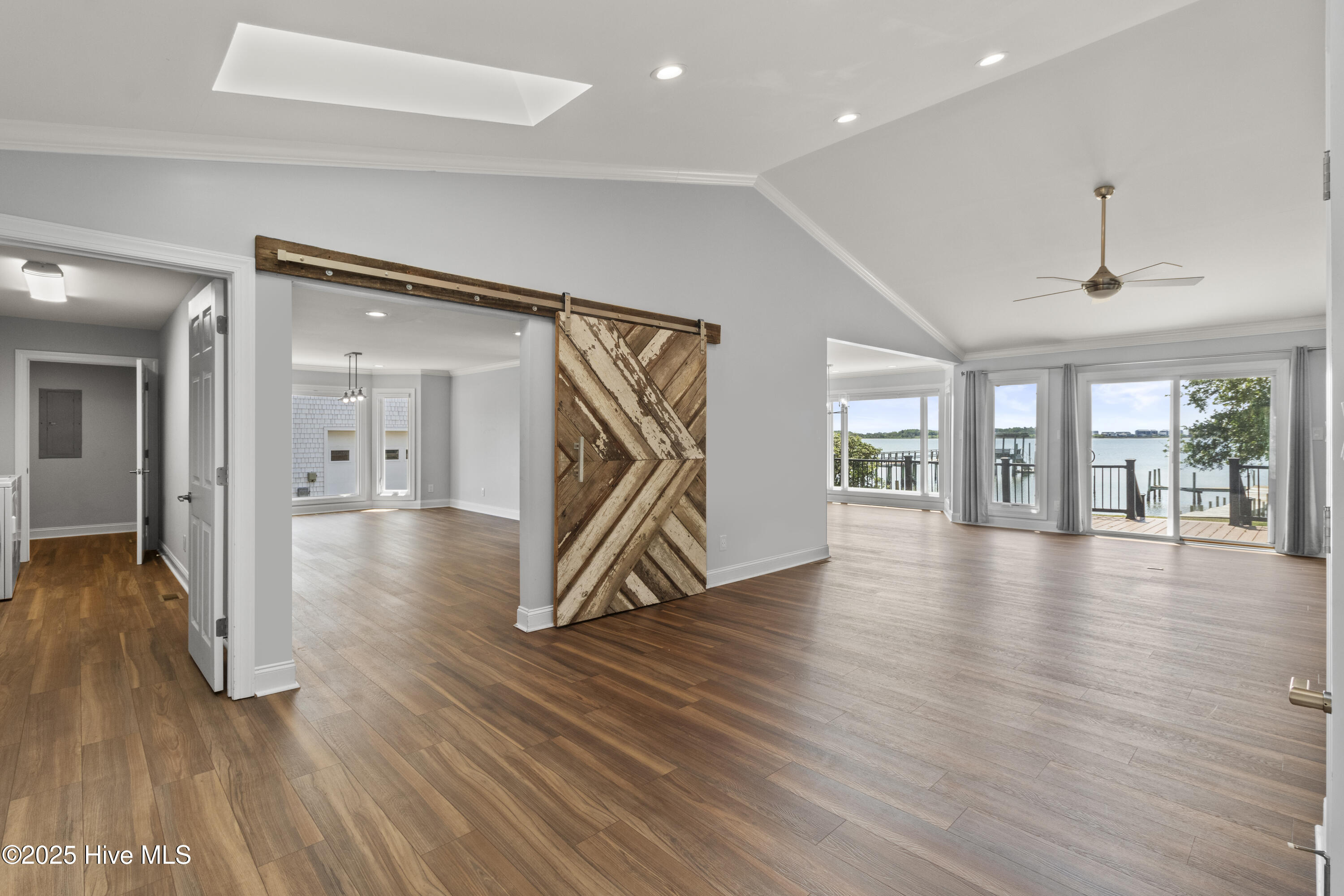 995 Chadwick Shores Drive