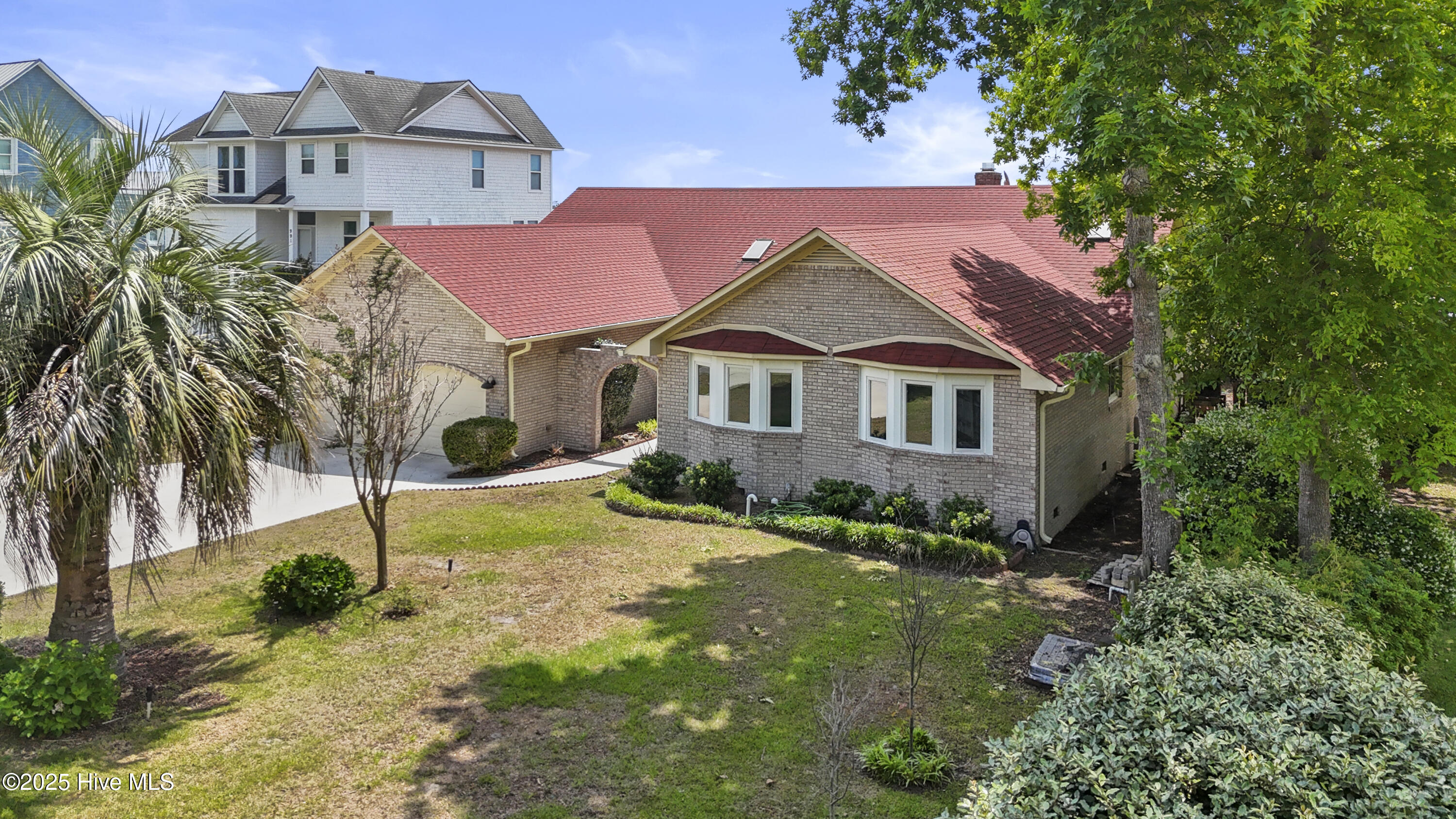 995 Chadwick Shores Drive