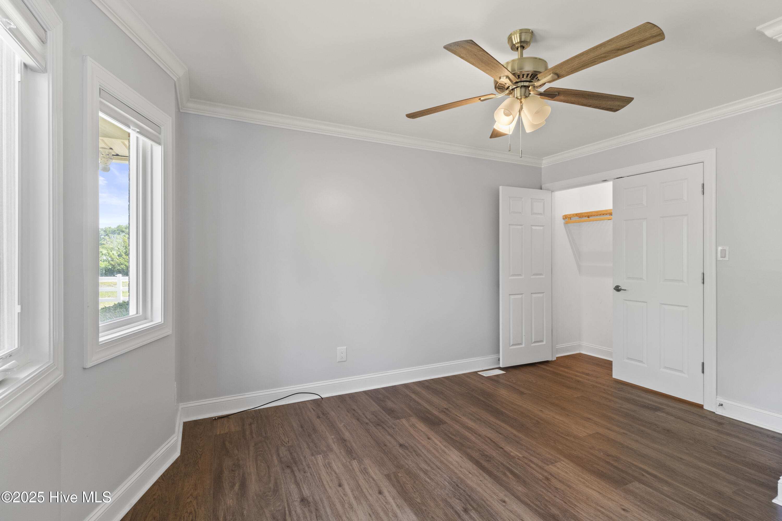 995 Chadwick Shores Drive