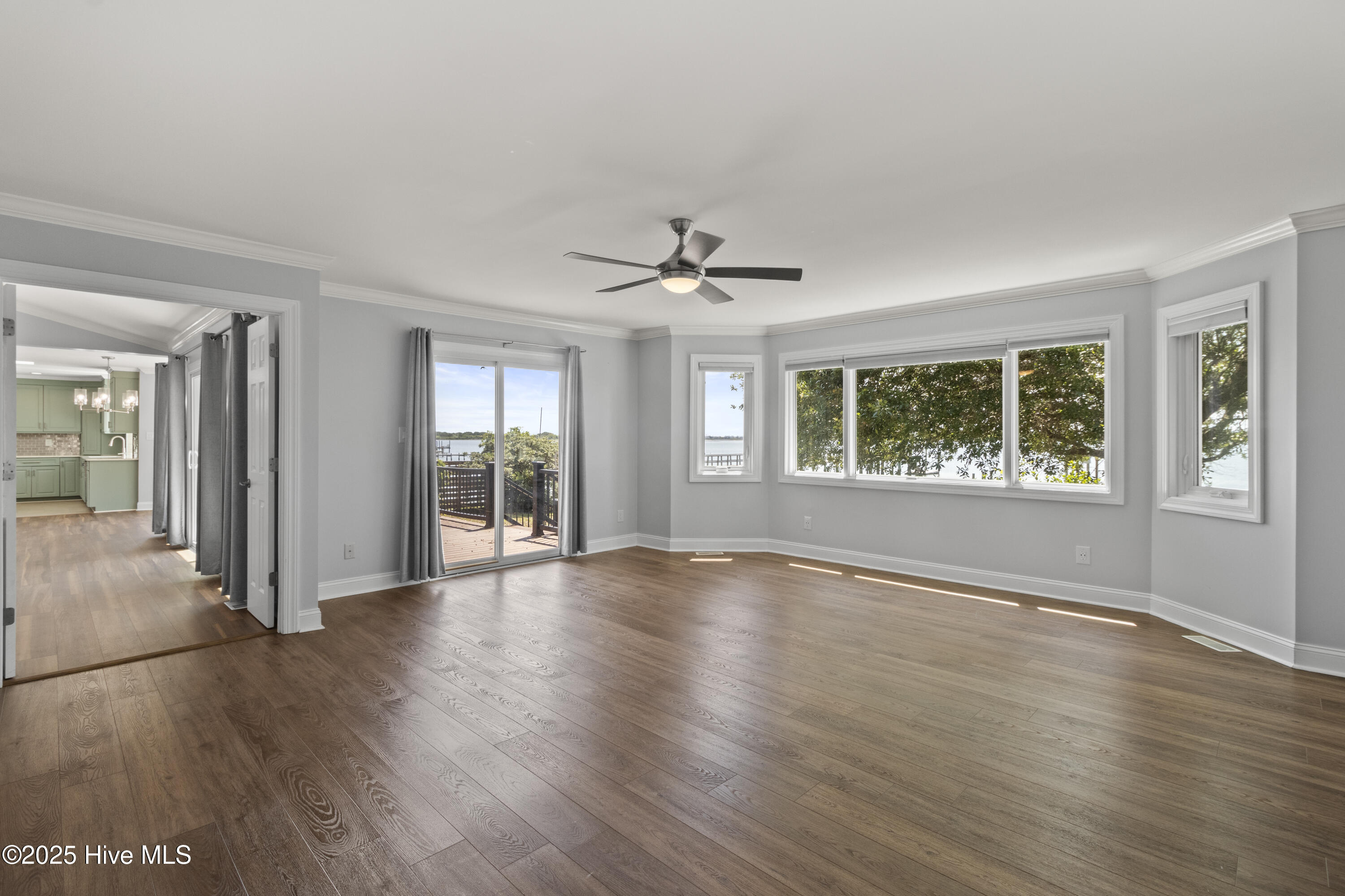 995 Chadwick Shores Drive