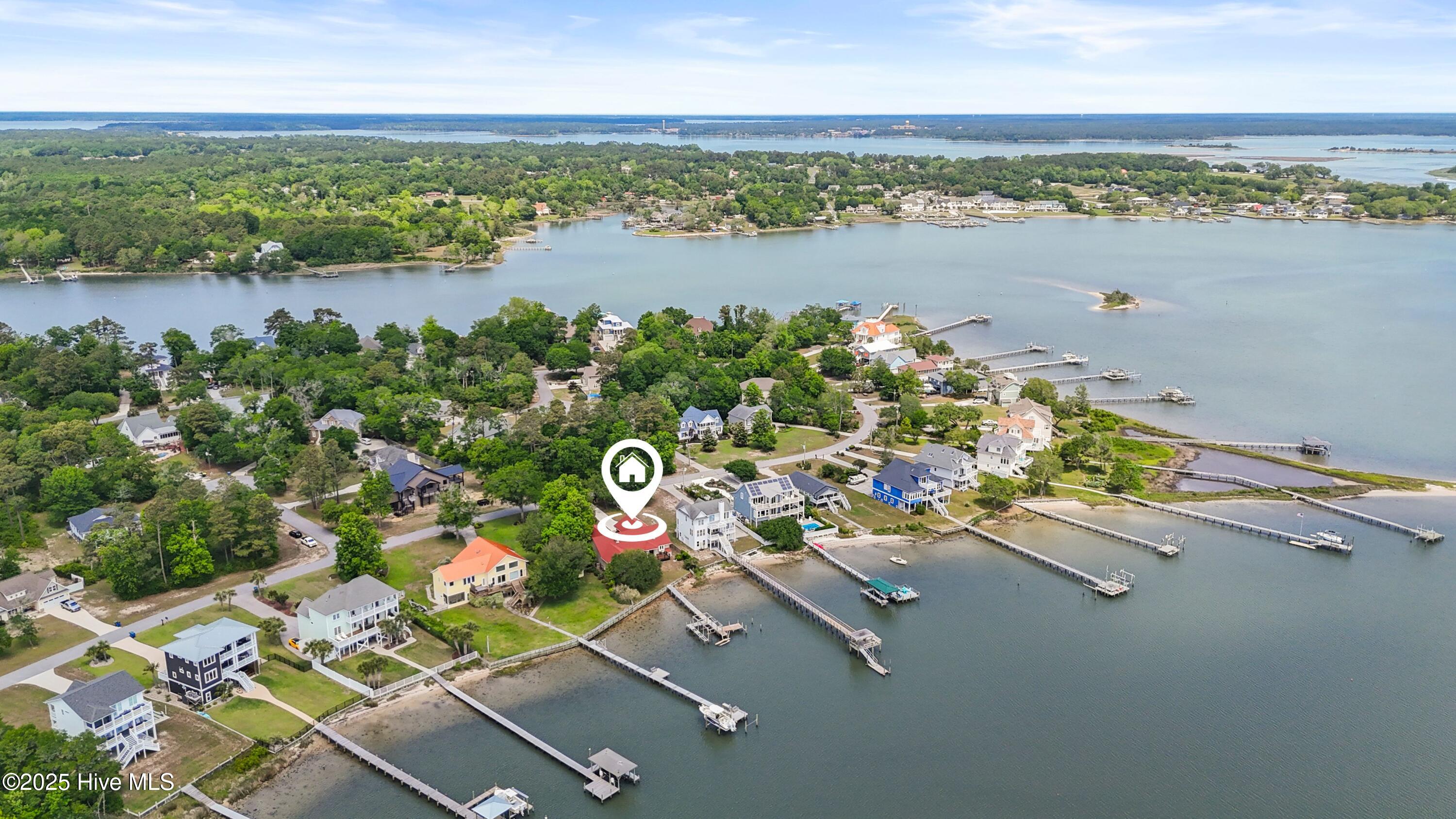 995 Chadwick Shores Drive