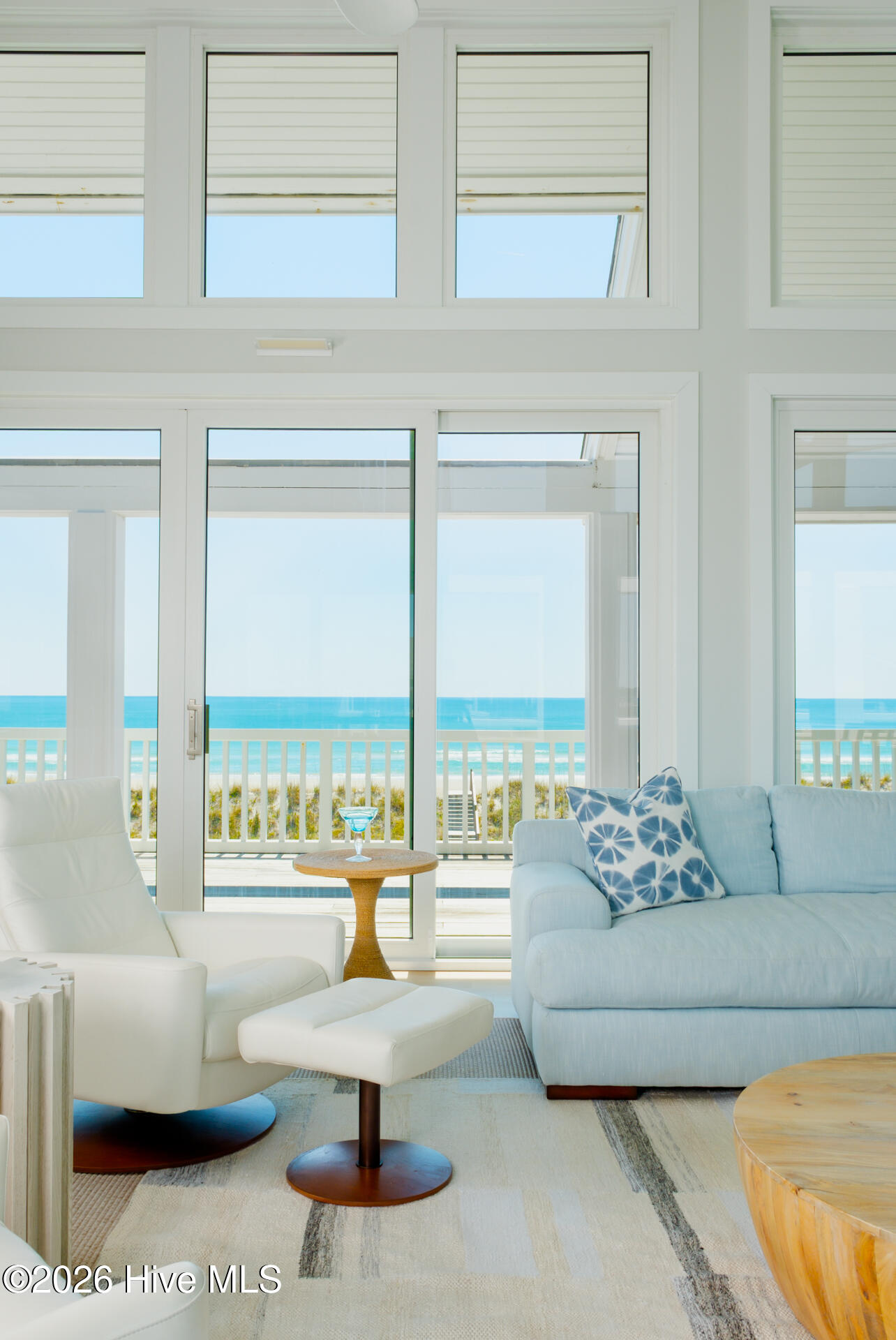 8 Beach Road S