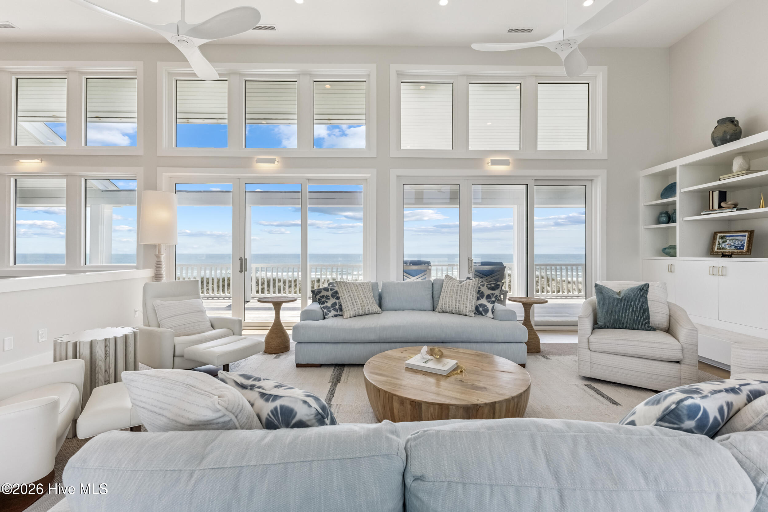8 Beach Road S