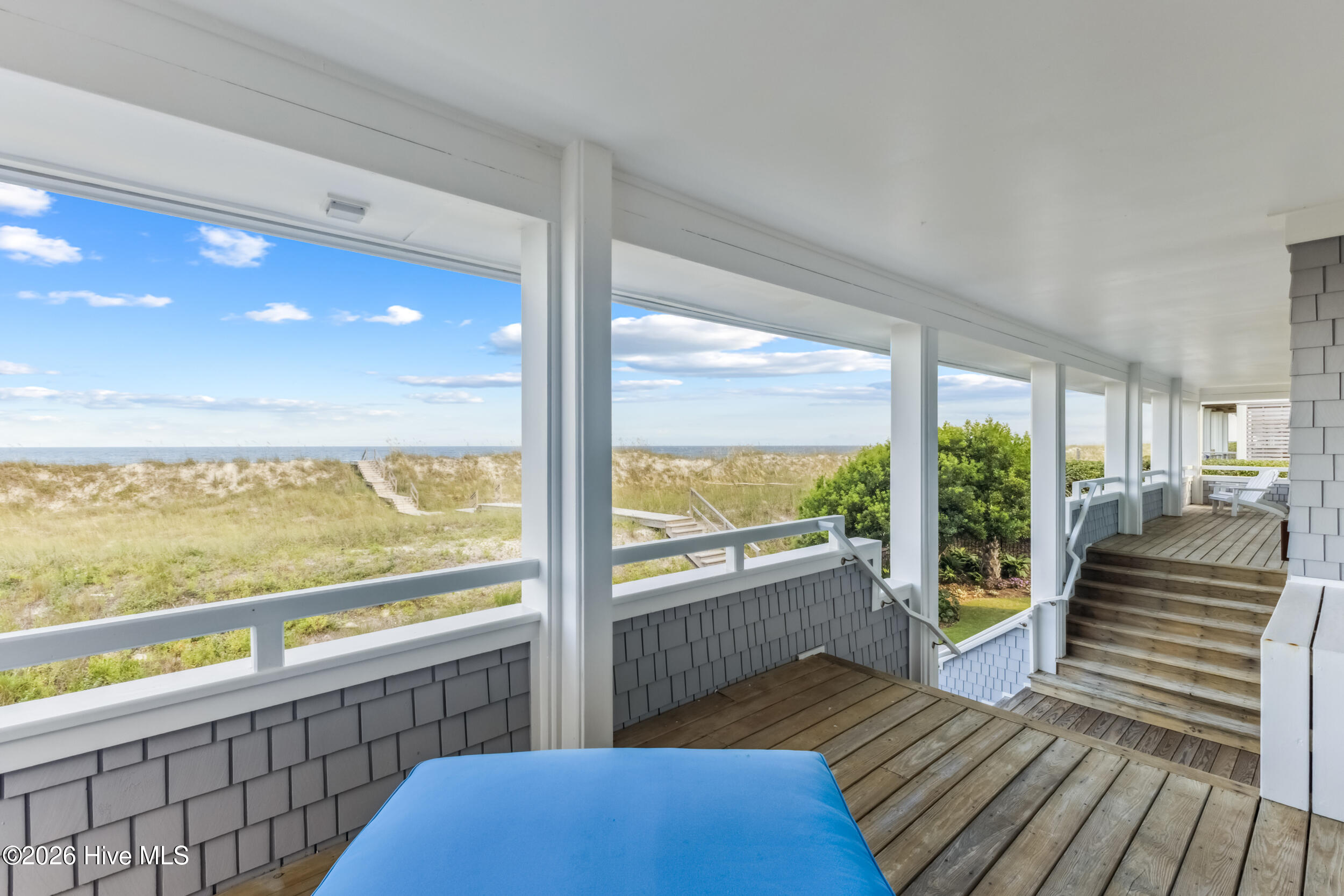 8 Beach Road S