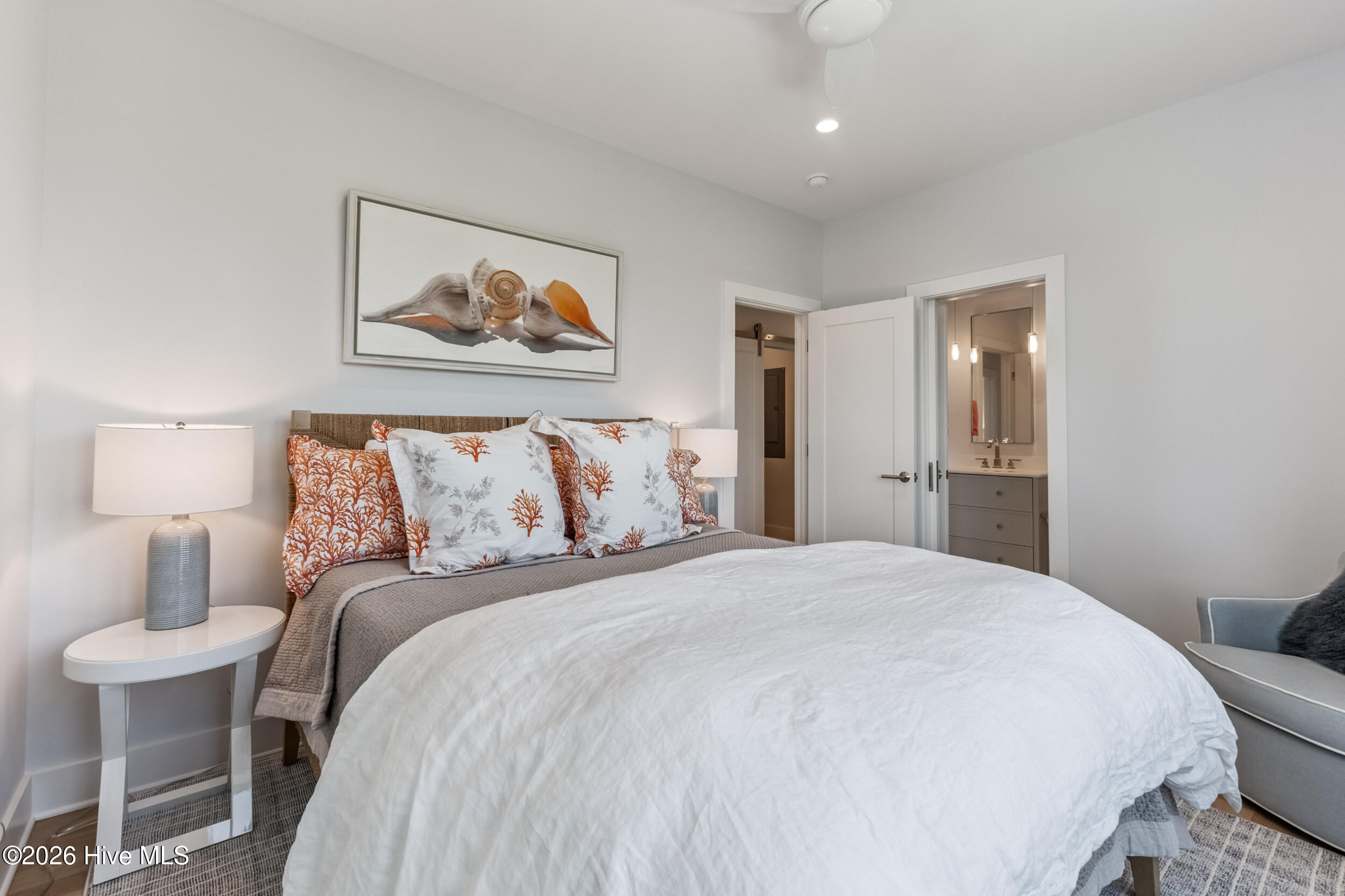 8 Beach Road S