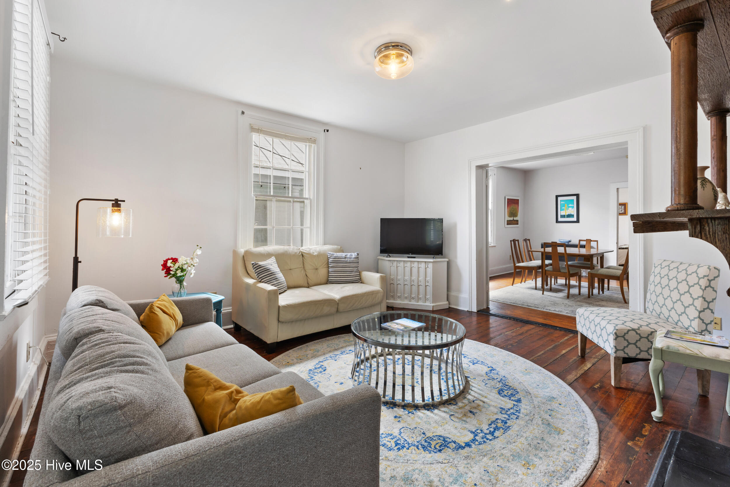 418 S 4th Street
