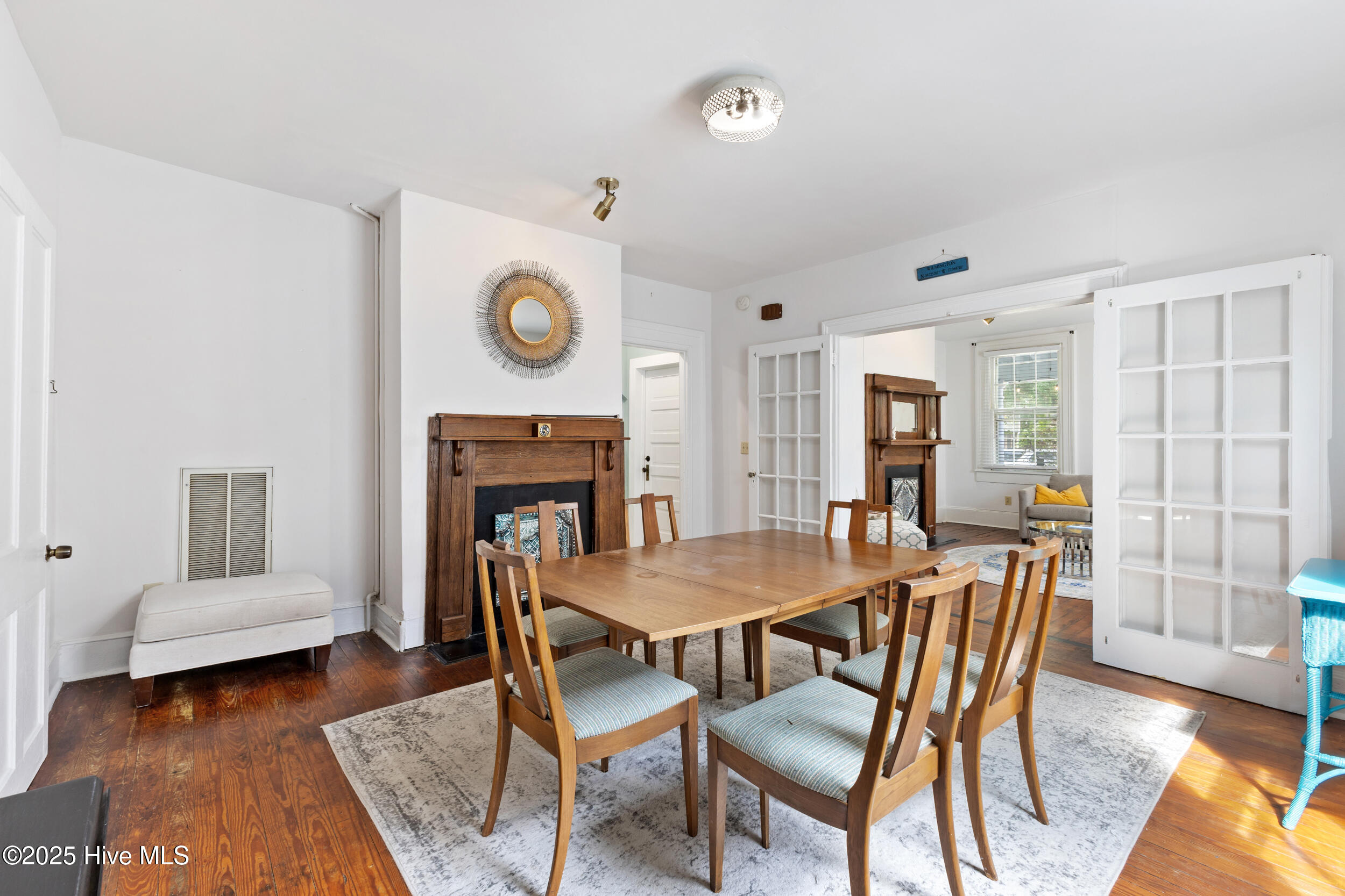 418 S 4th Street