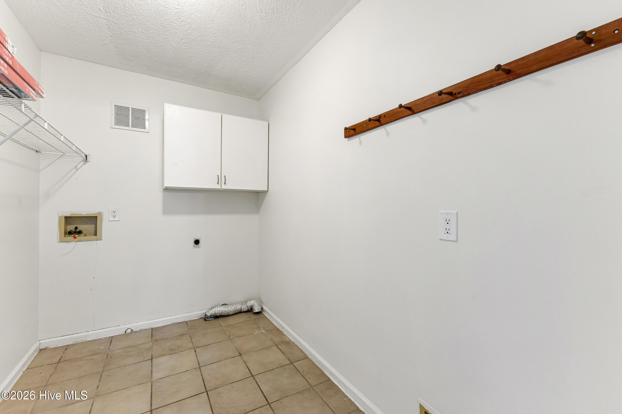 137 River Oaks Drive