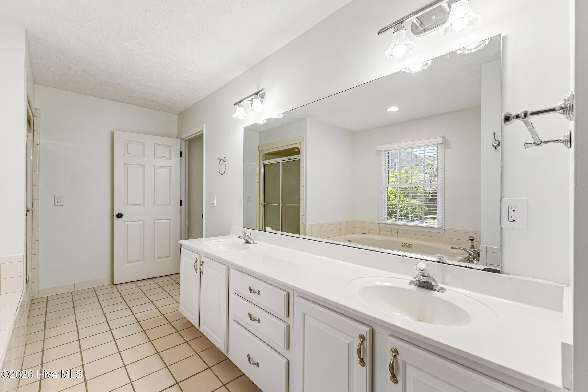 137 River Oaks Drive