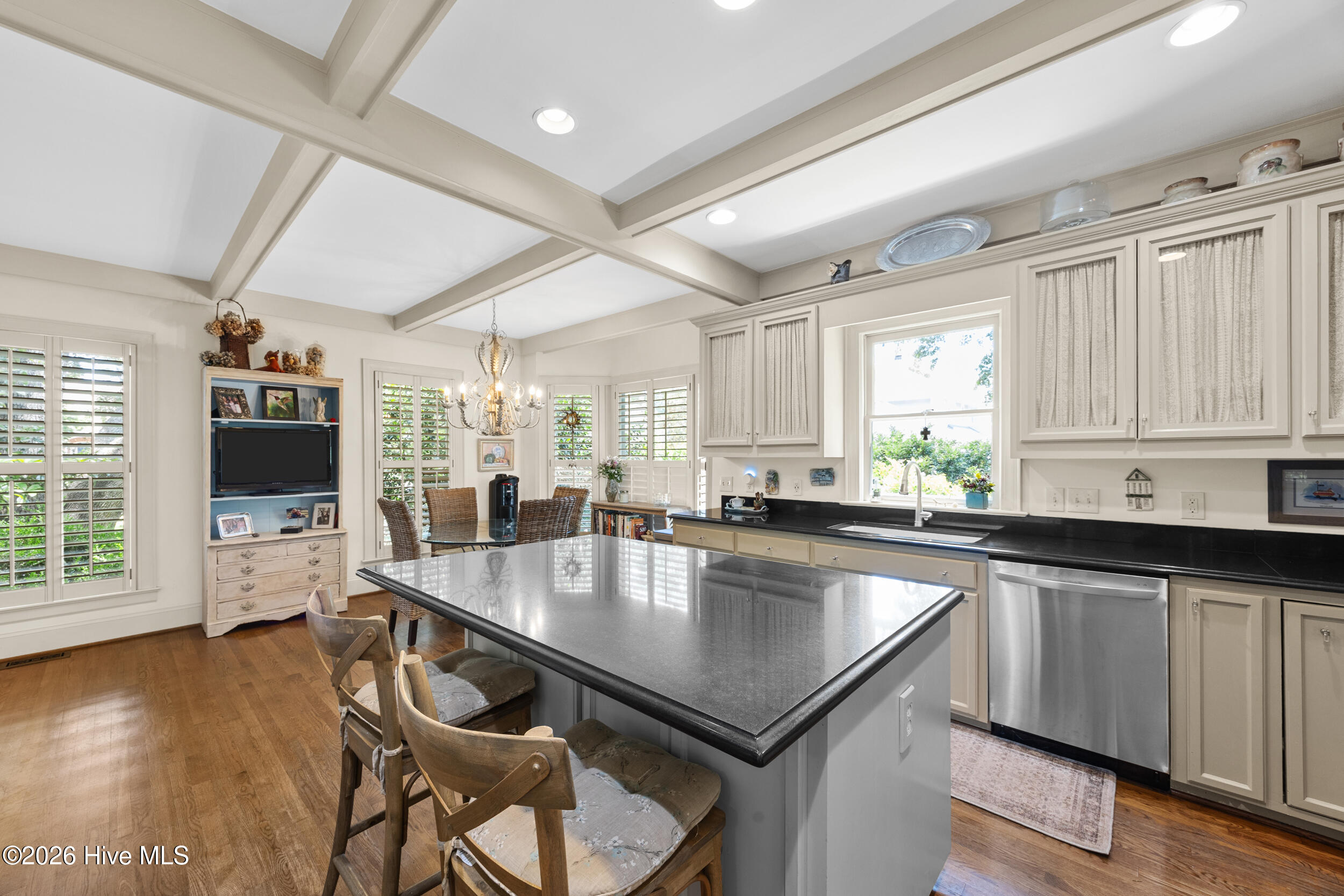 1180 Arboretum Drive