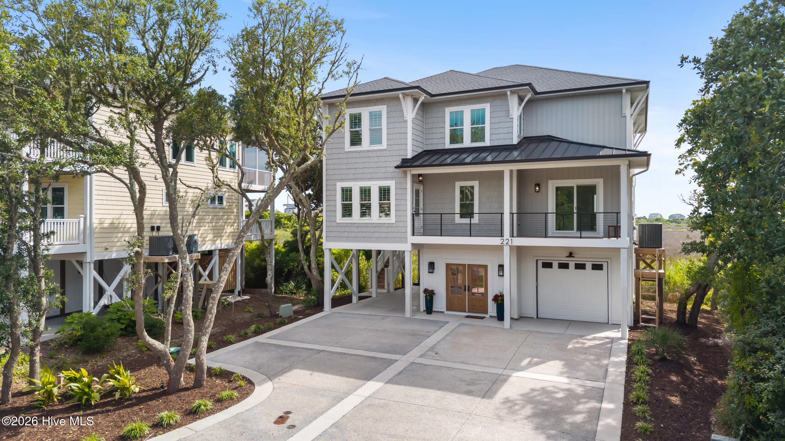 221 Porto Vista Drive