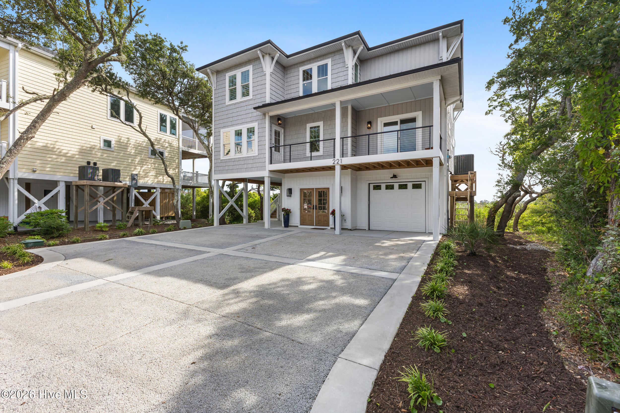 221 Porto Vista Drive