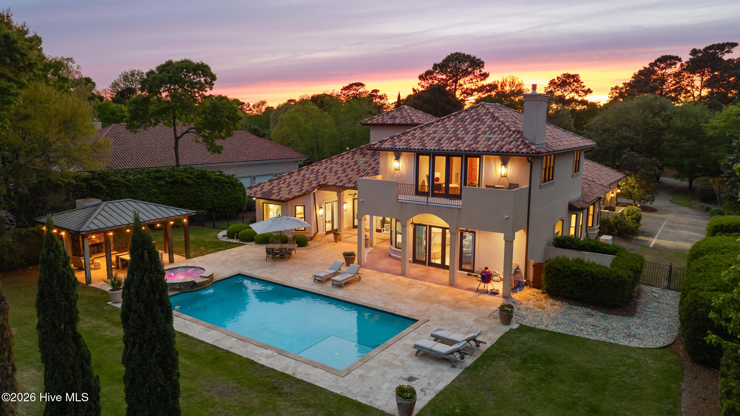 705 Planters Row