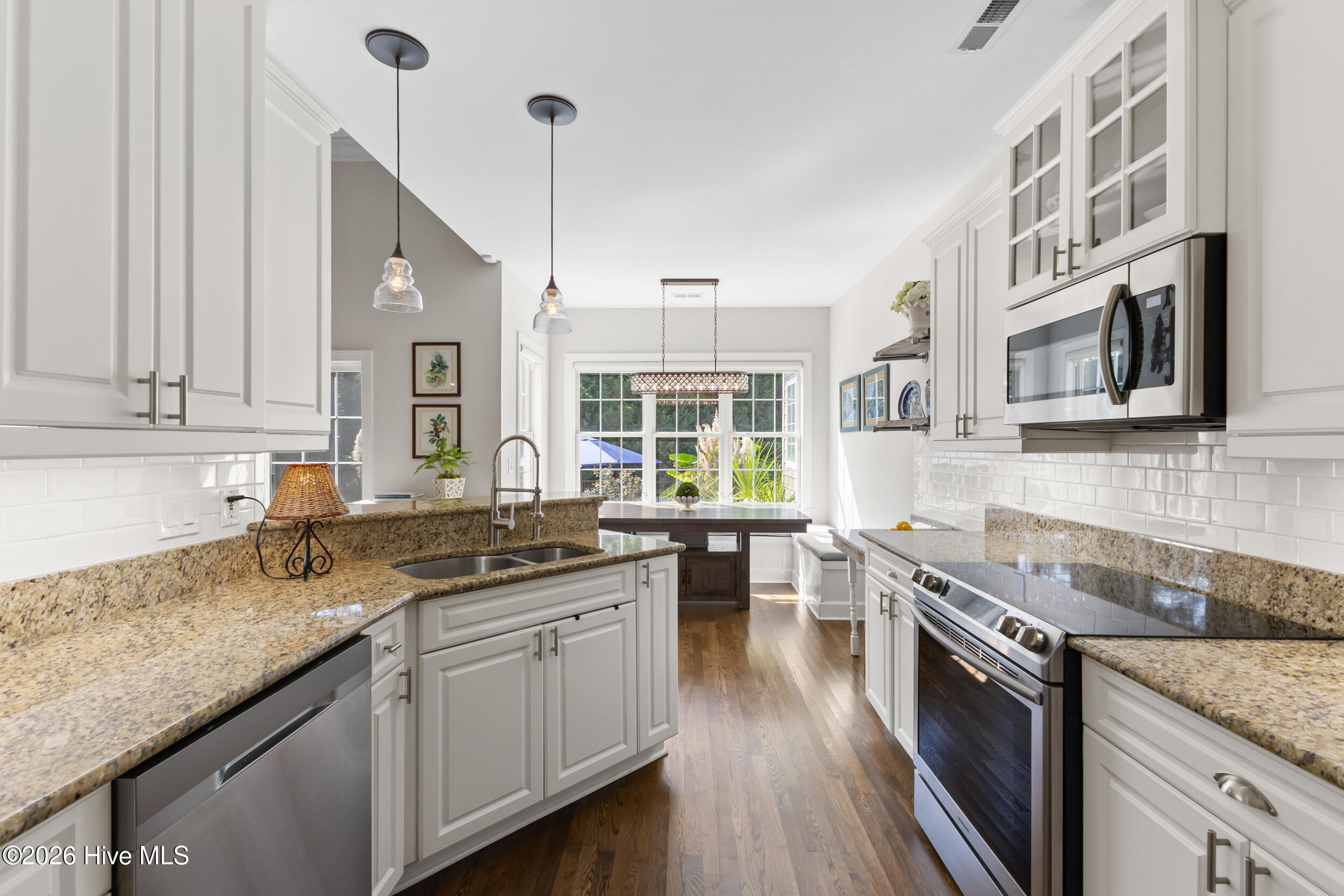 2822 Warlick Drive