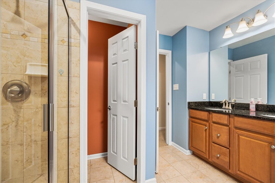 3996 Willow Creek Dr