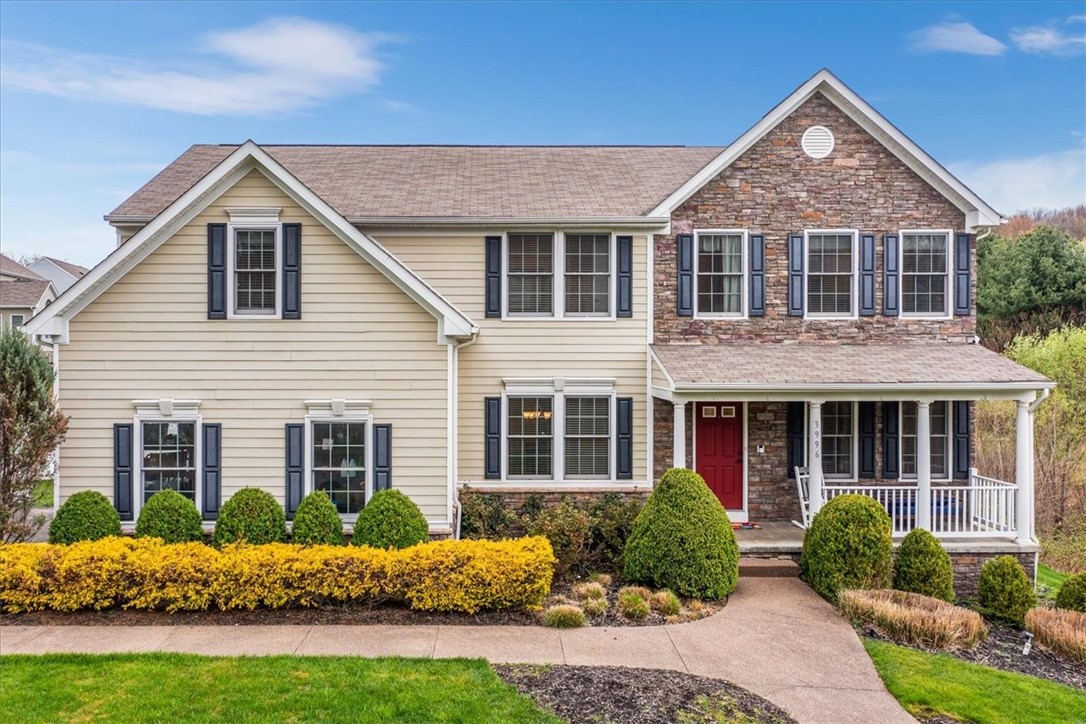 3996 Willow Creek Dr