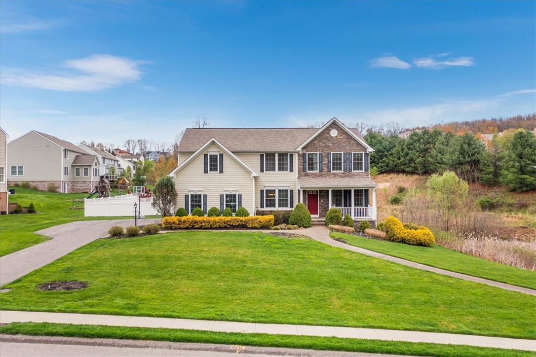 3996 Willow Creek Dr