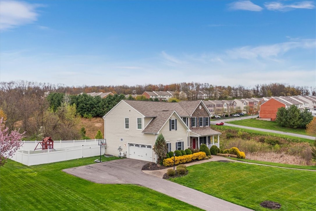 3996 Willow Creek Dr