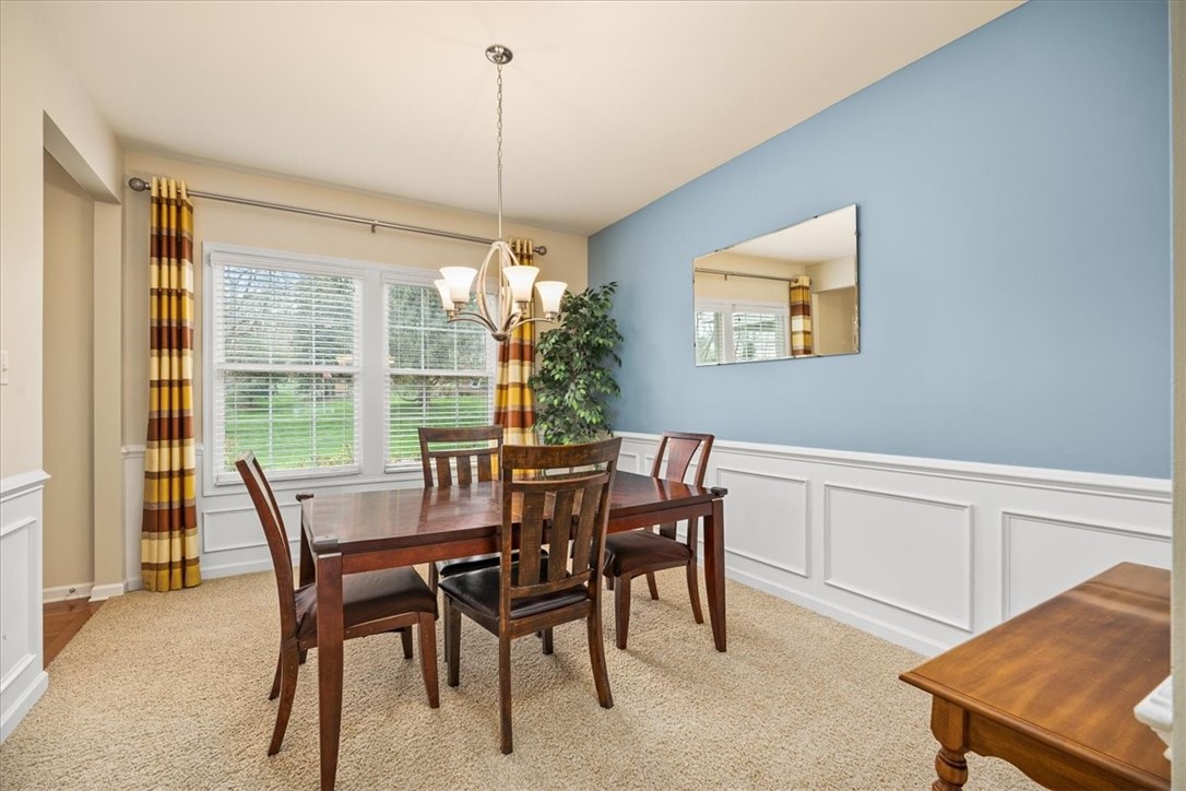 3996 Willow Creek Dr