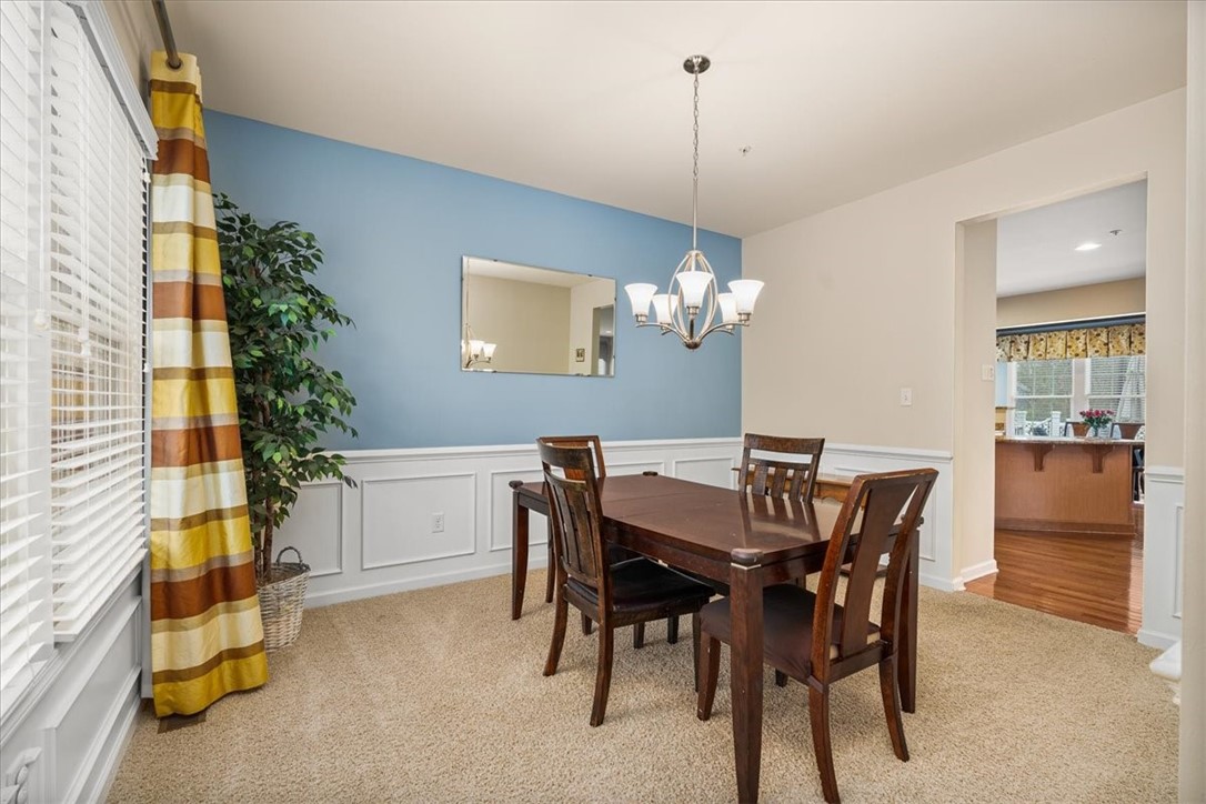 3996 Willow Creek Dr