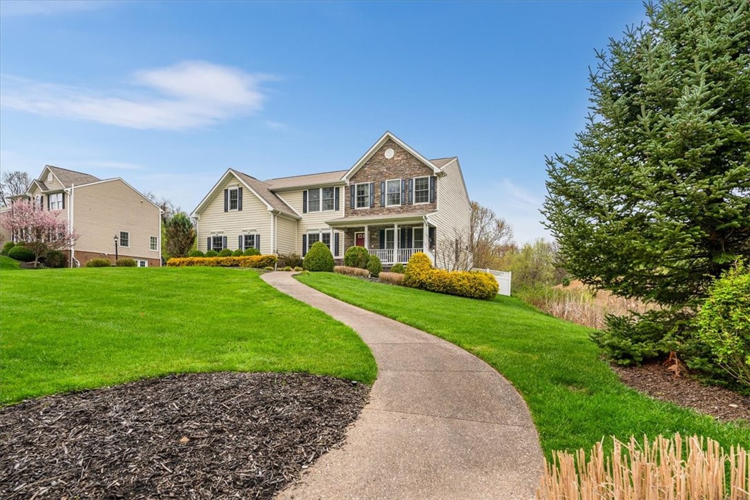 3996 Willow Creek Dr