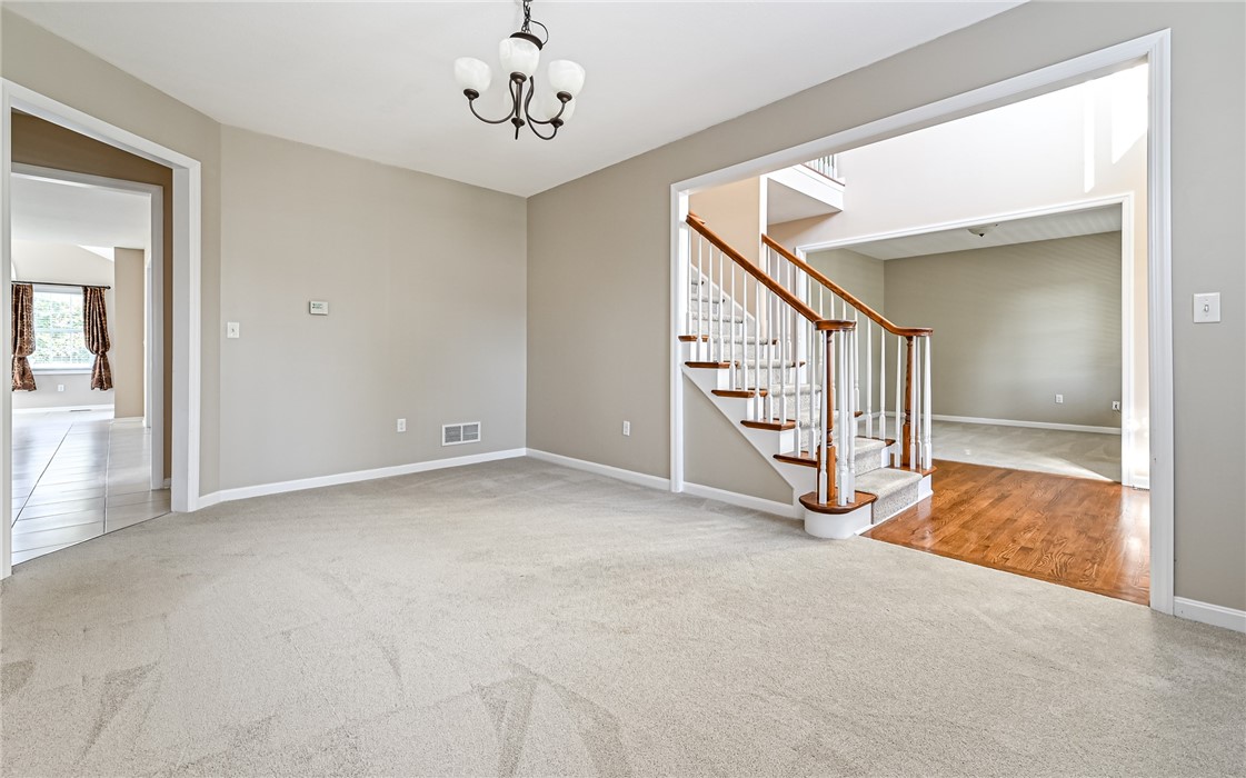 239 Pine Crest Ct